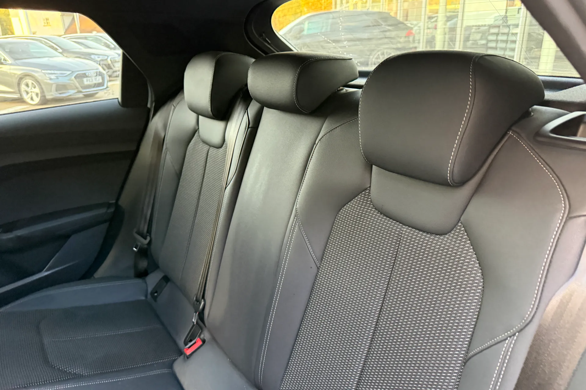 Audi A1 thumbnail image number 43