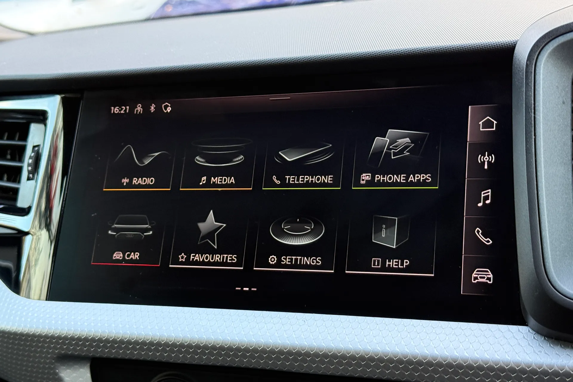 Audi A1 thumbnail image number 17