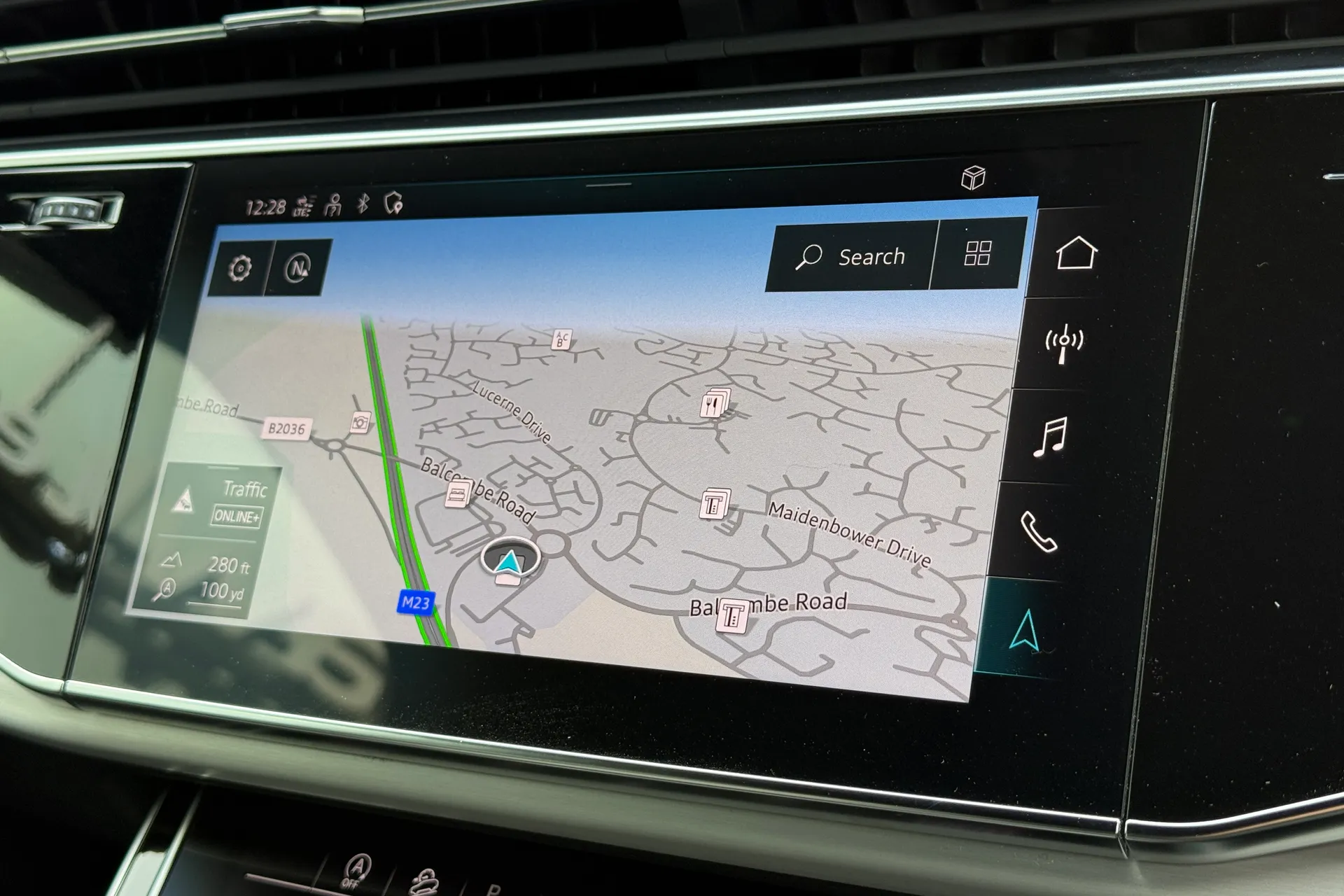 Audi Q7 thumbnail image number 3