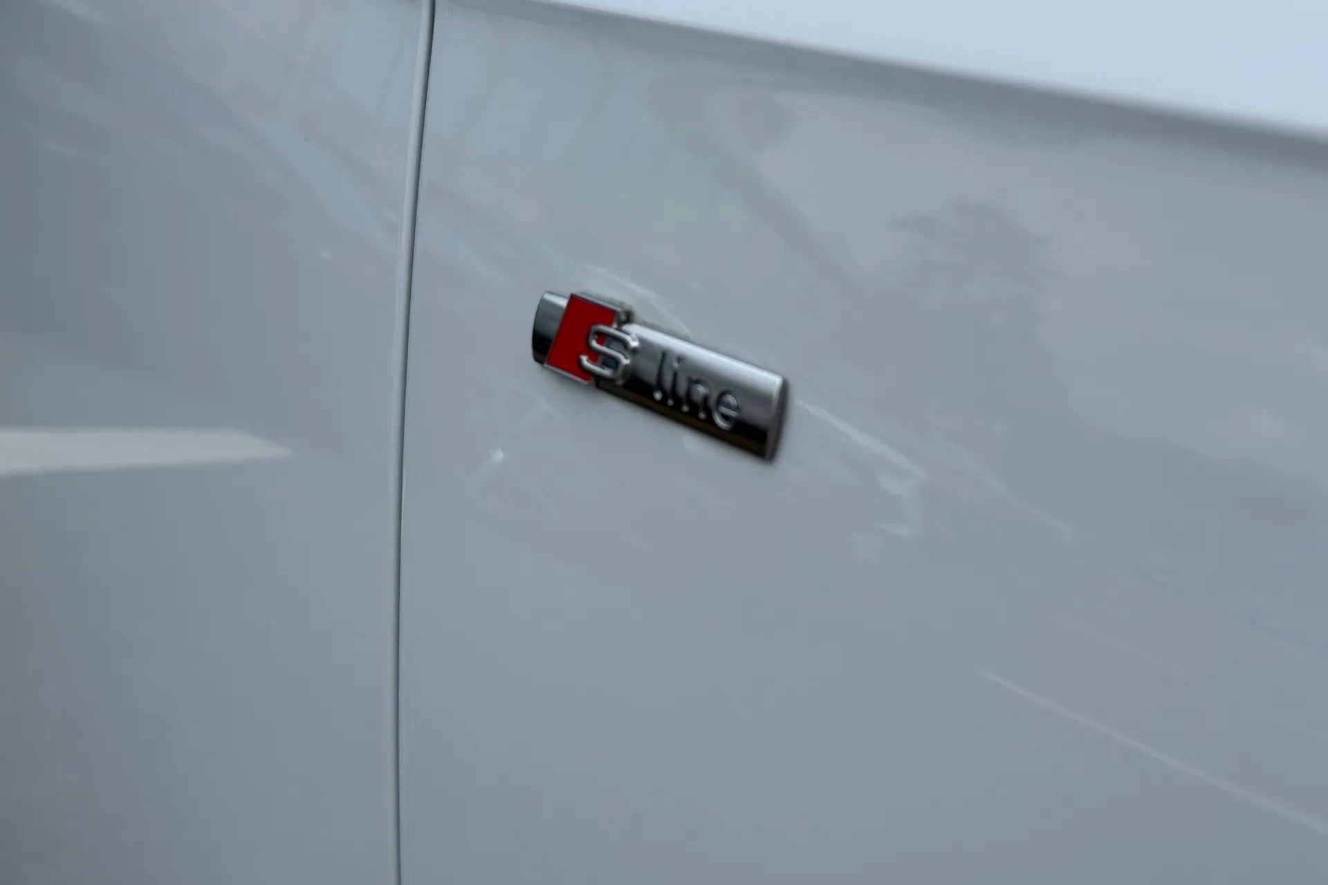 Audi Q7 thumbnail image number 8