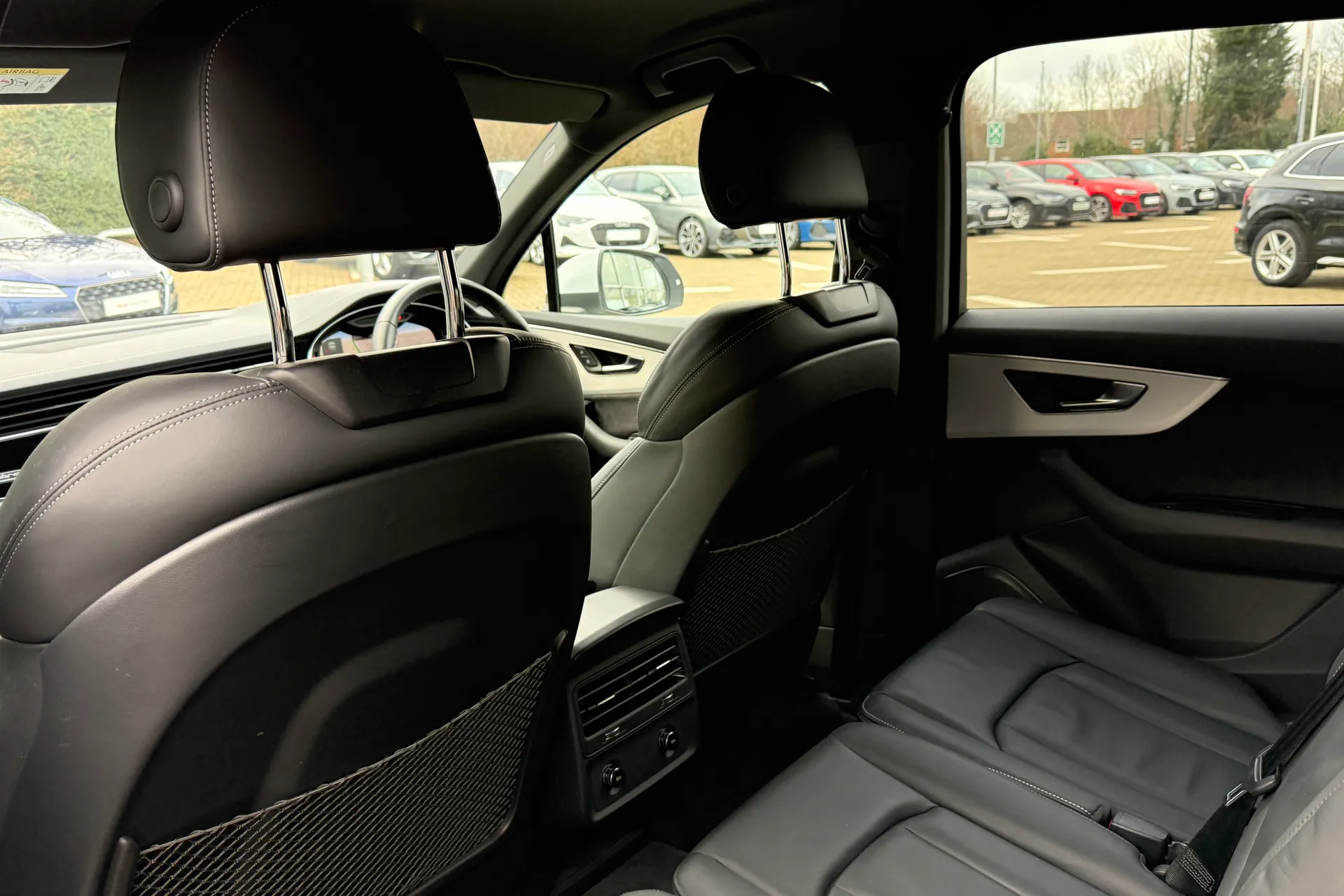 Audi Q7 thumbnail image number 50