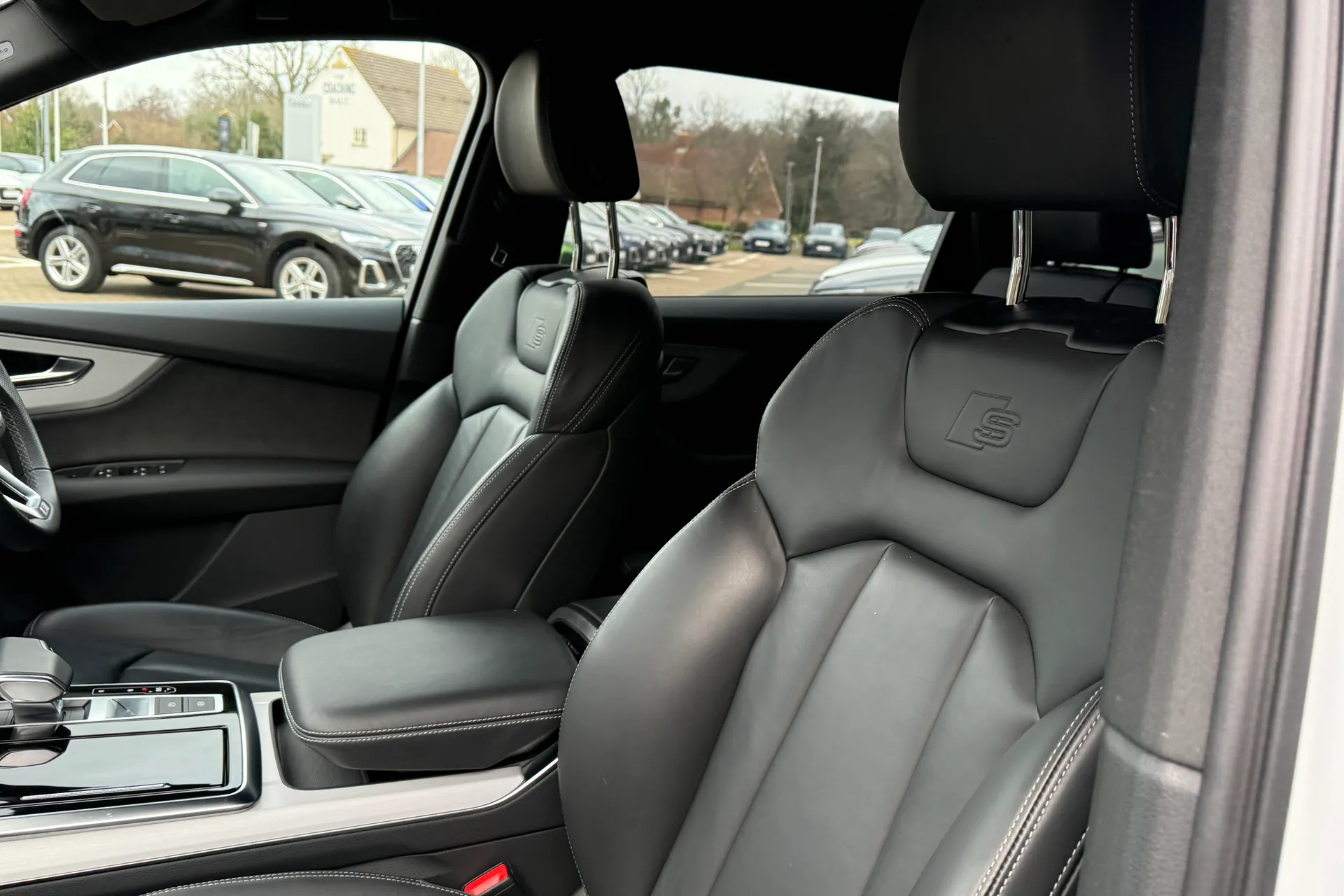 Audi Q7 thumbnail image number 54