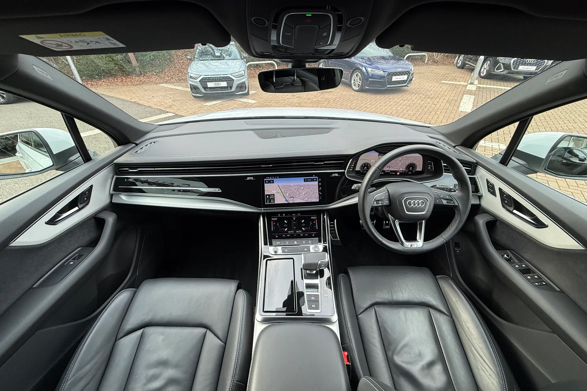 Audi Q7 thumbnail image number 5