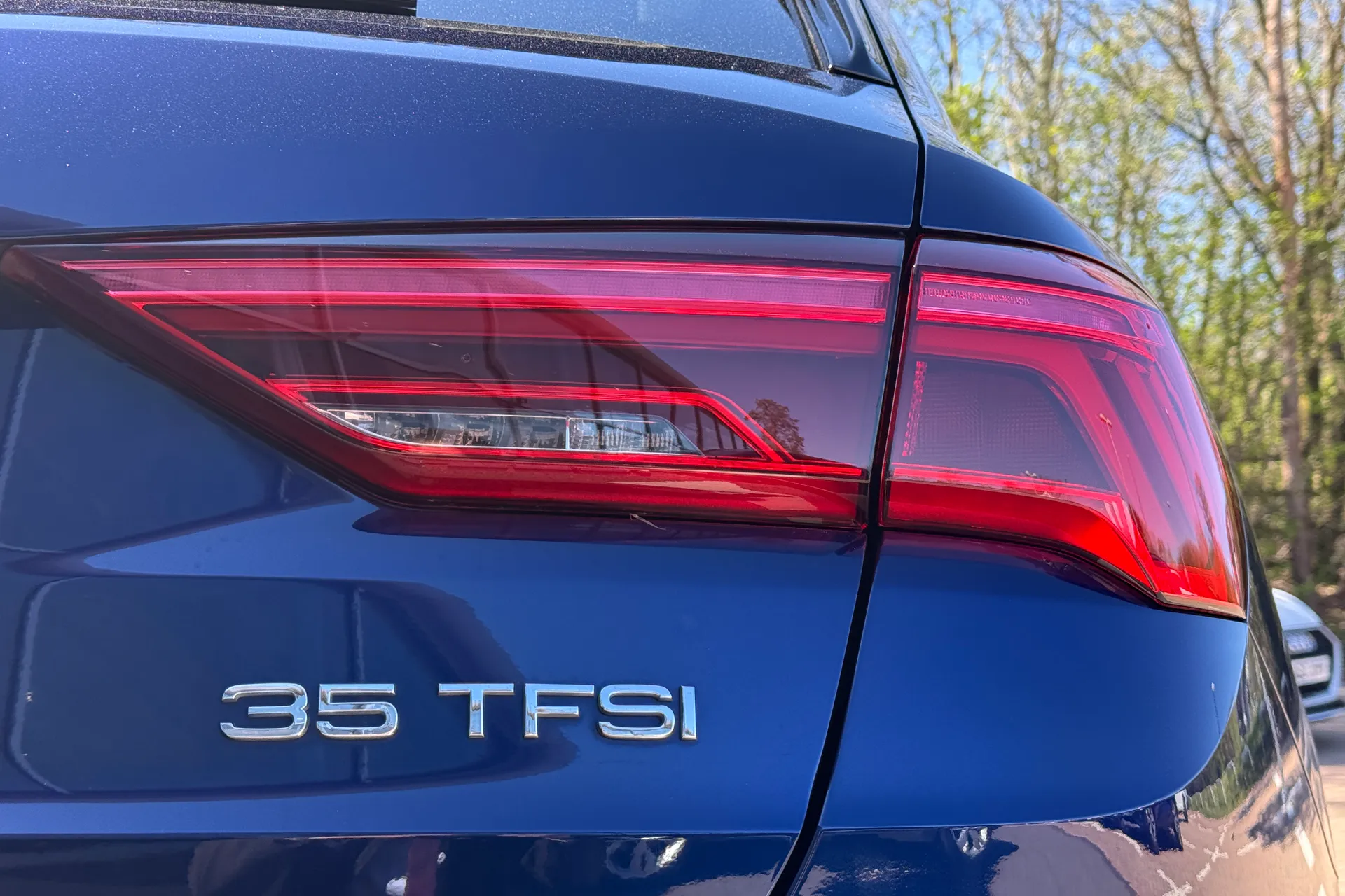 Audi Q3 thumbnail image number 46