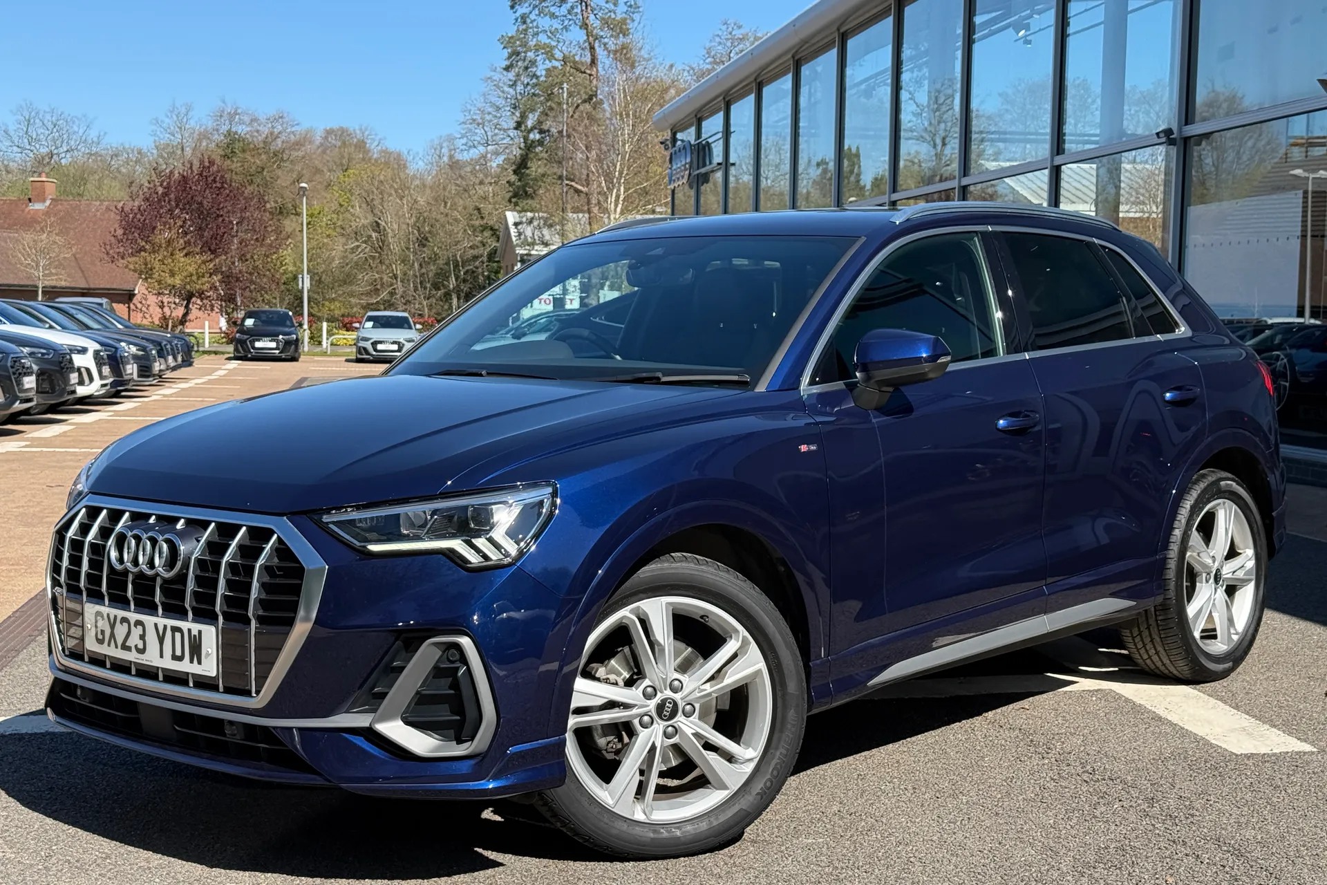 Audi Q3 thumbnail image number 55