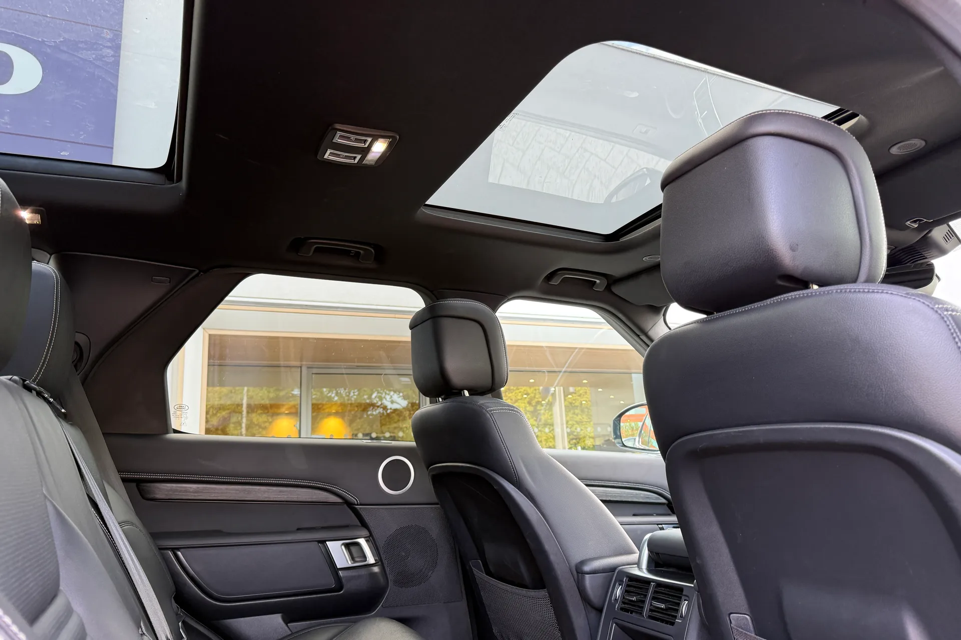 LAND ROVER DISCOVERY thumbnail image number 24