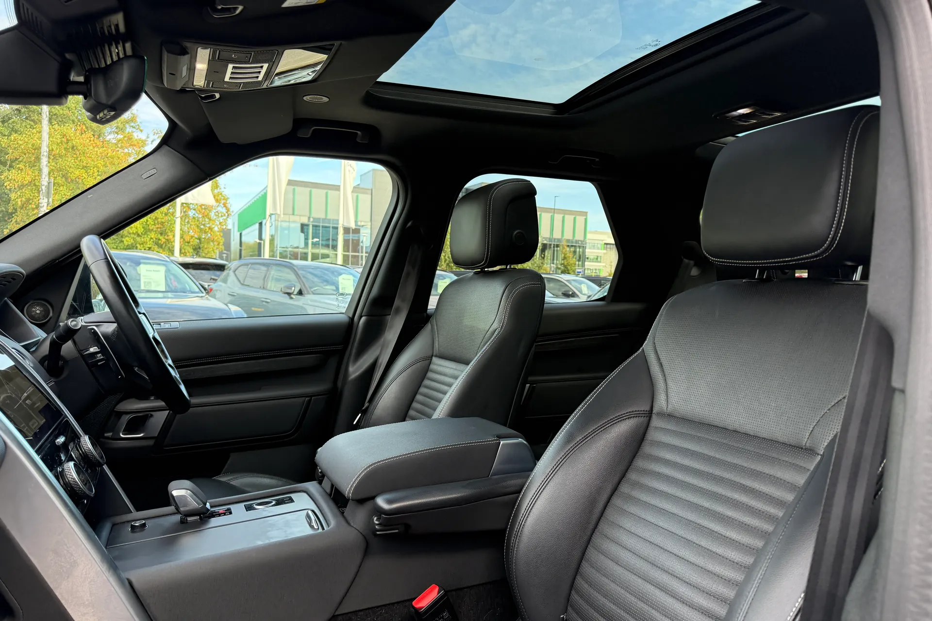 LAND ROVER DISCOVERY thumbnail image number 28