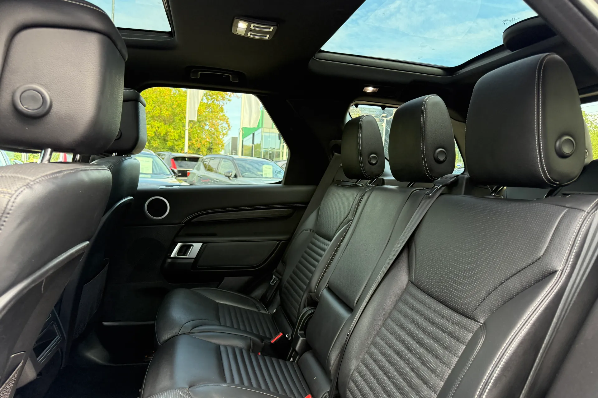 LAND ROVER DISCOVERY thumbnail image number 30