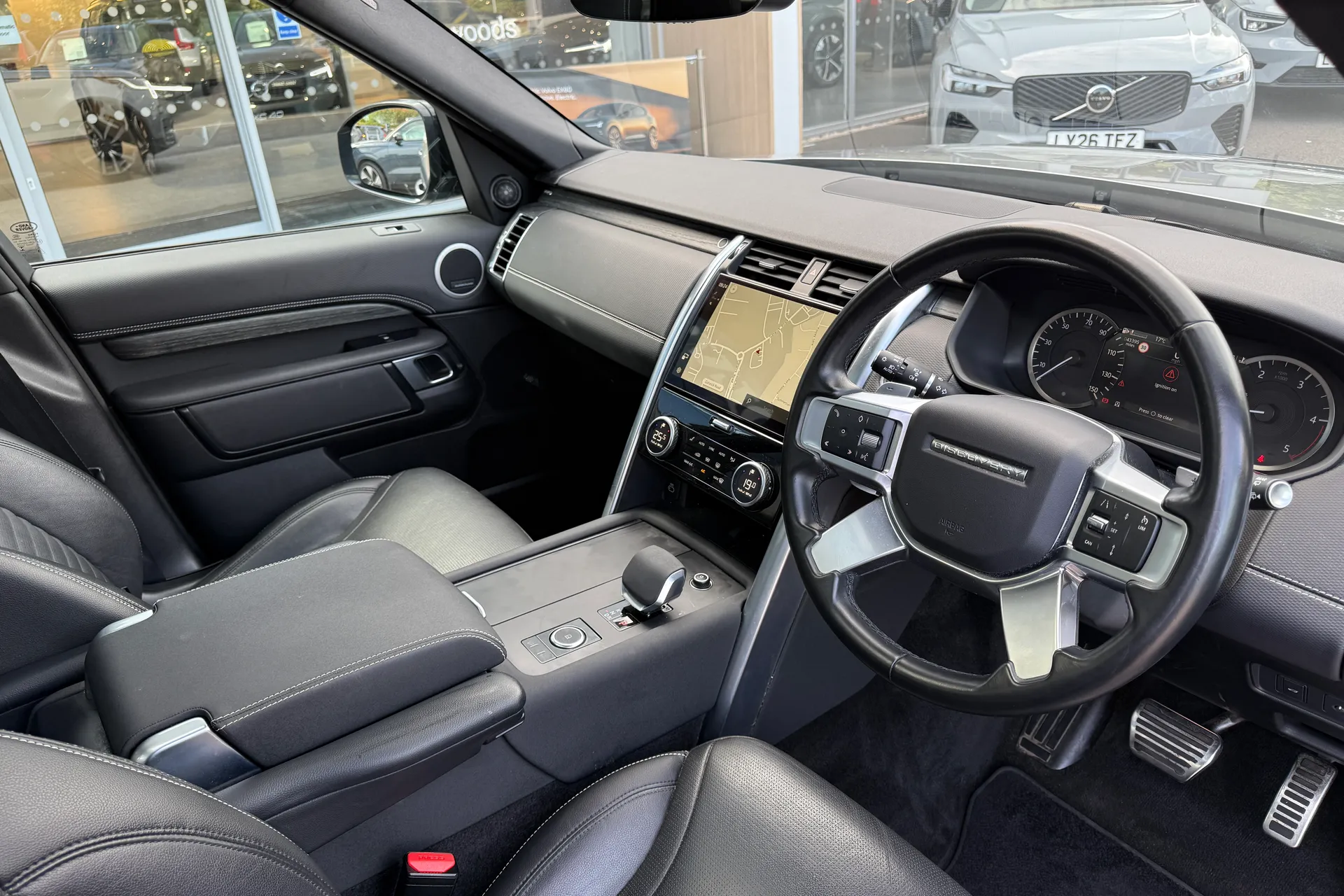 LAND ROVER DISCOVERY thumbnail image number 6