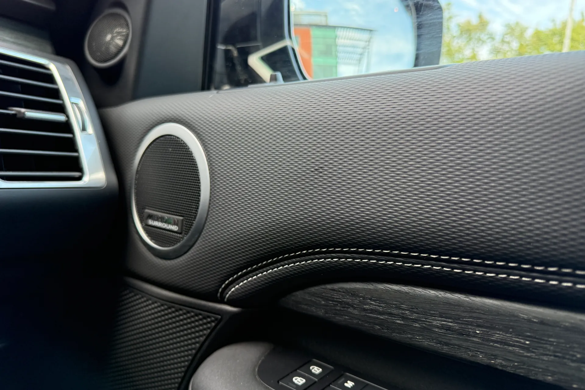 LAND ROVER DISCOVERY thumbnail image number 40