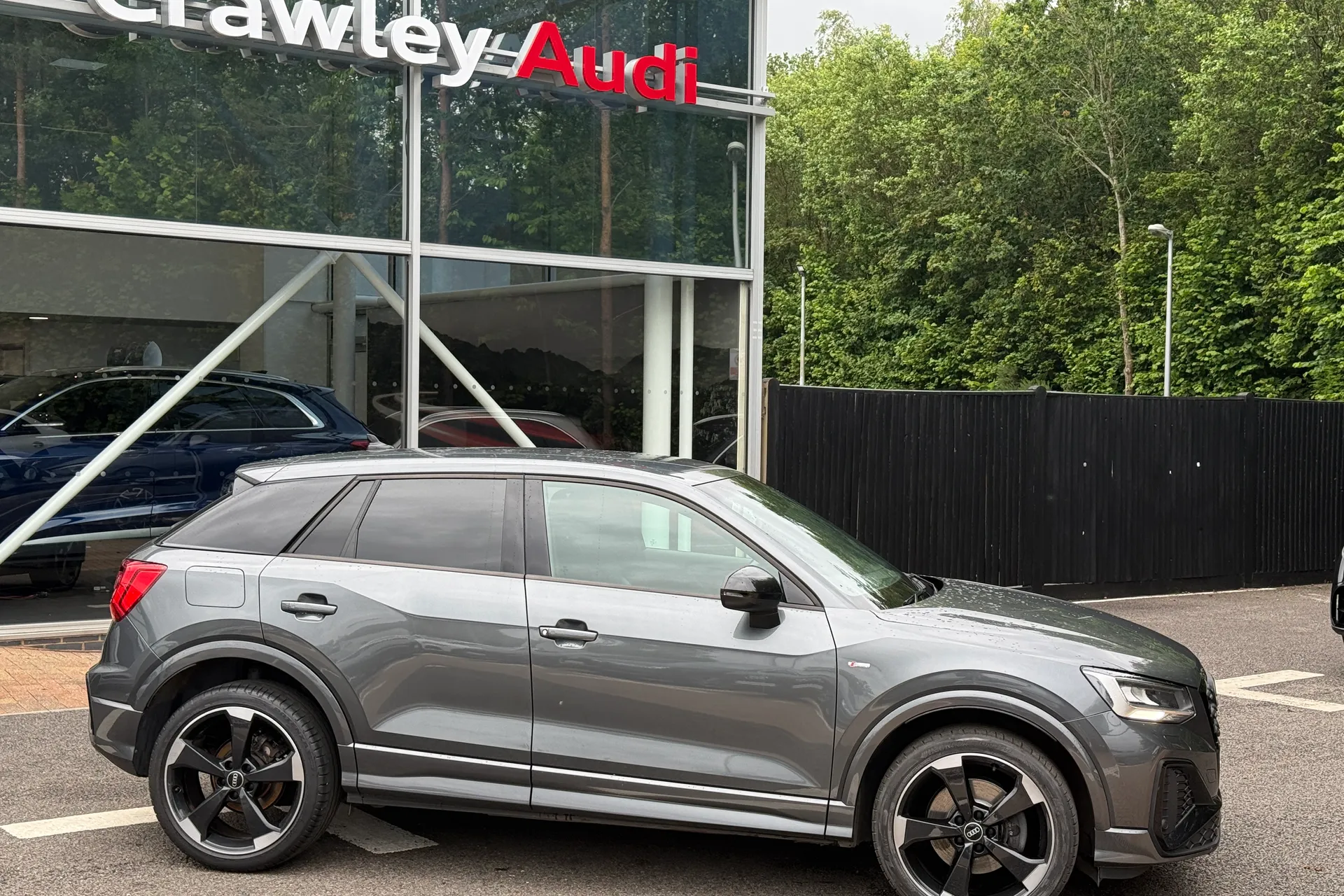 Audi Q2 thumbnail image number 2
