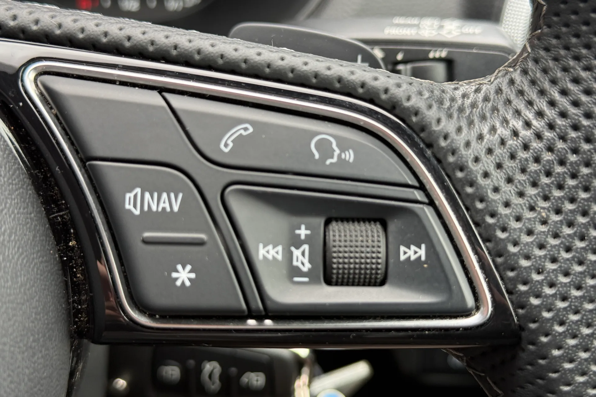 Audi Q2 thumbnail image number 26
