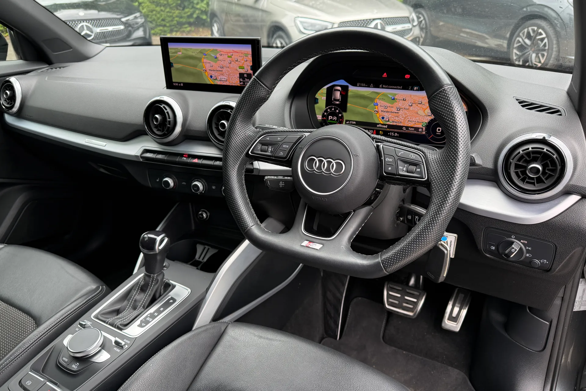 Audi Q2 thumbnail image number 31