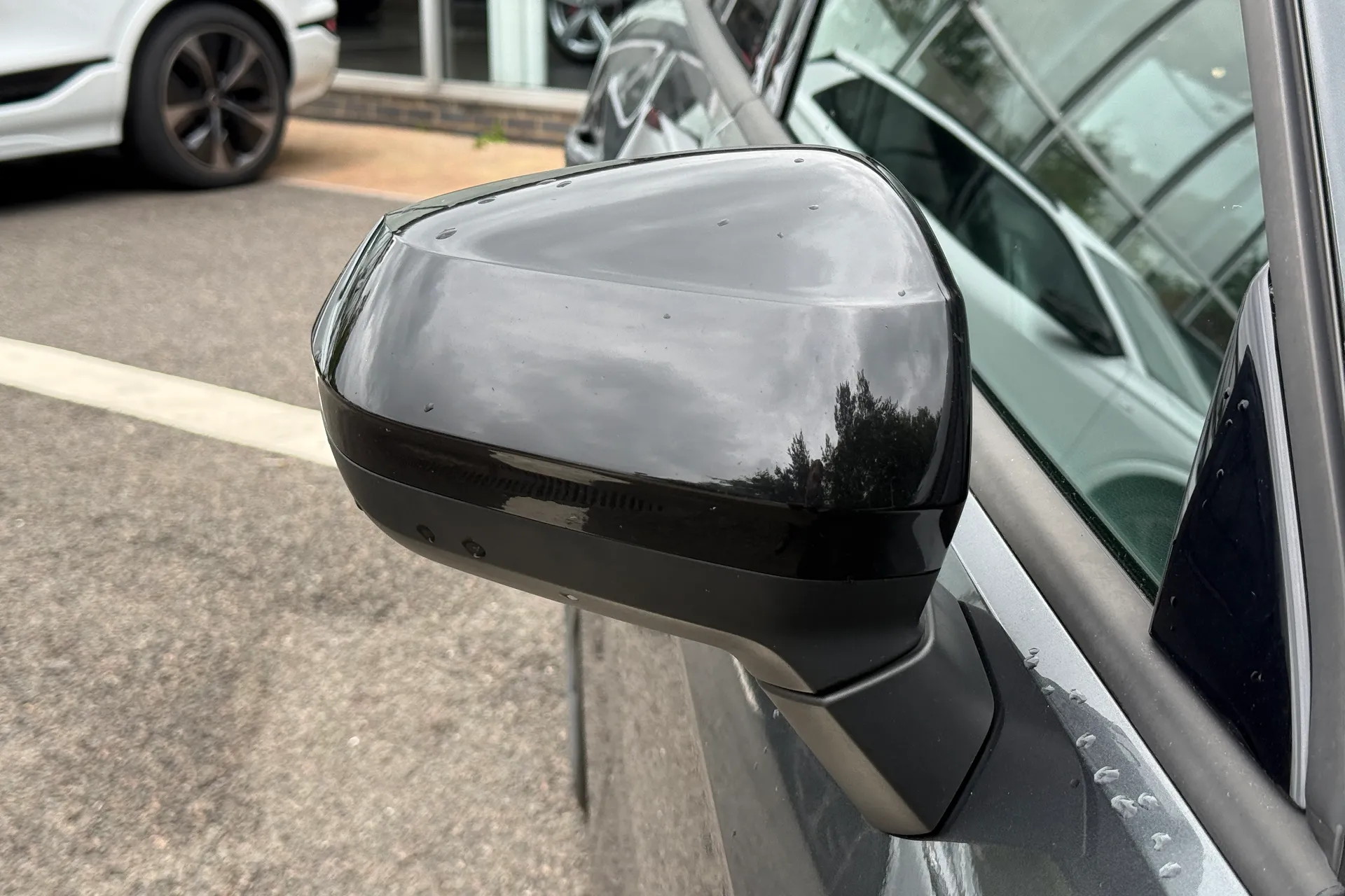 Audi Q2 thumbnail image number 15
