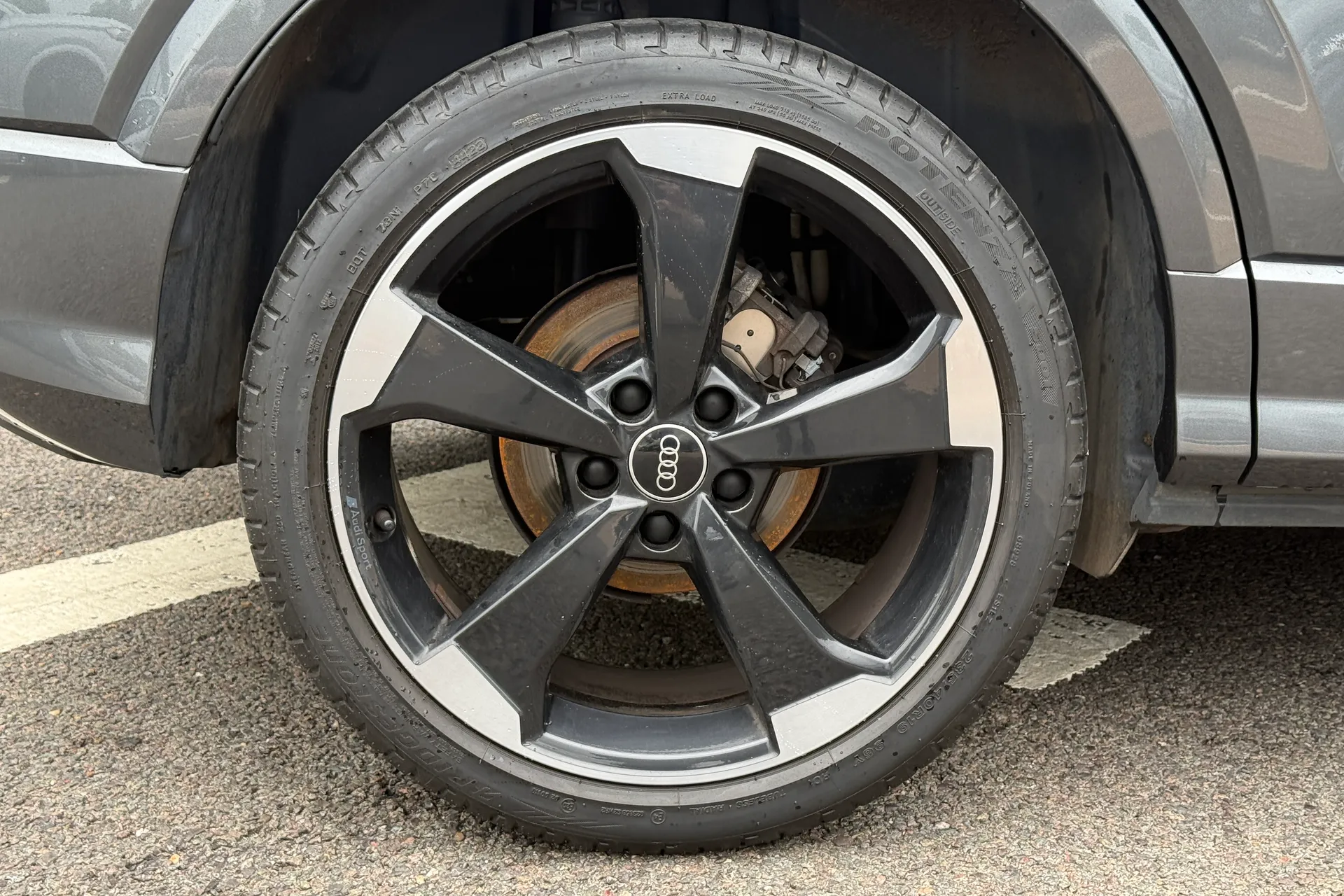 Audi Q2 thumbnail image number 34