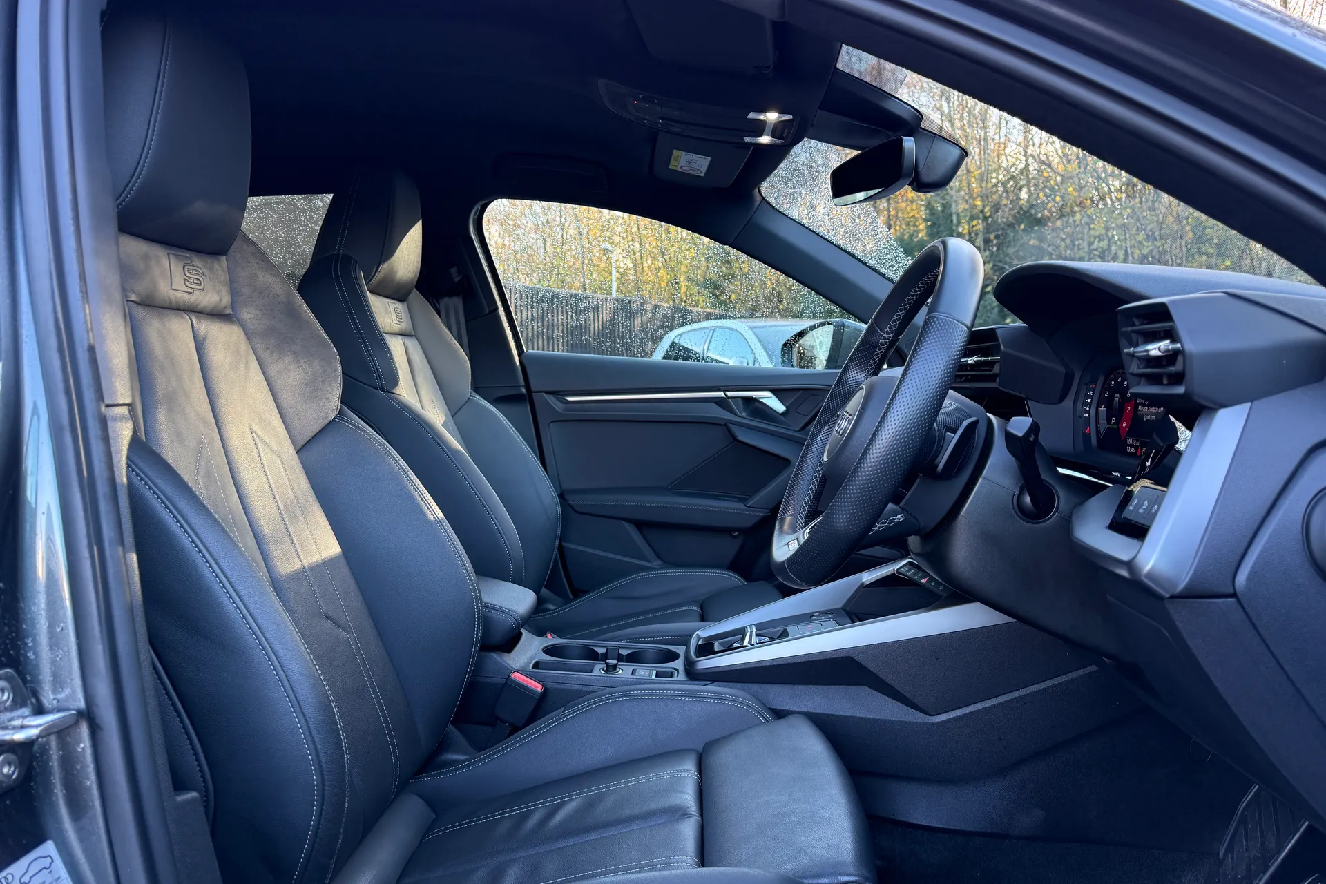 Audi A3 thumbnail image number 35