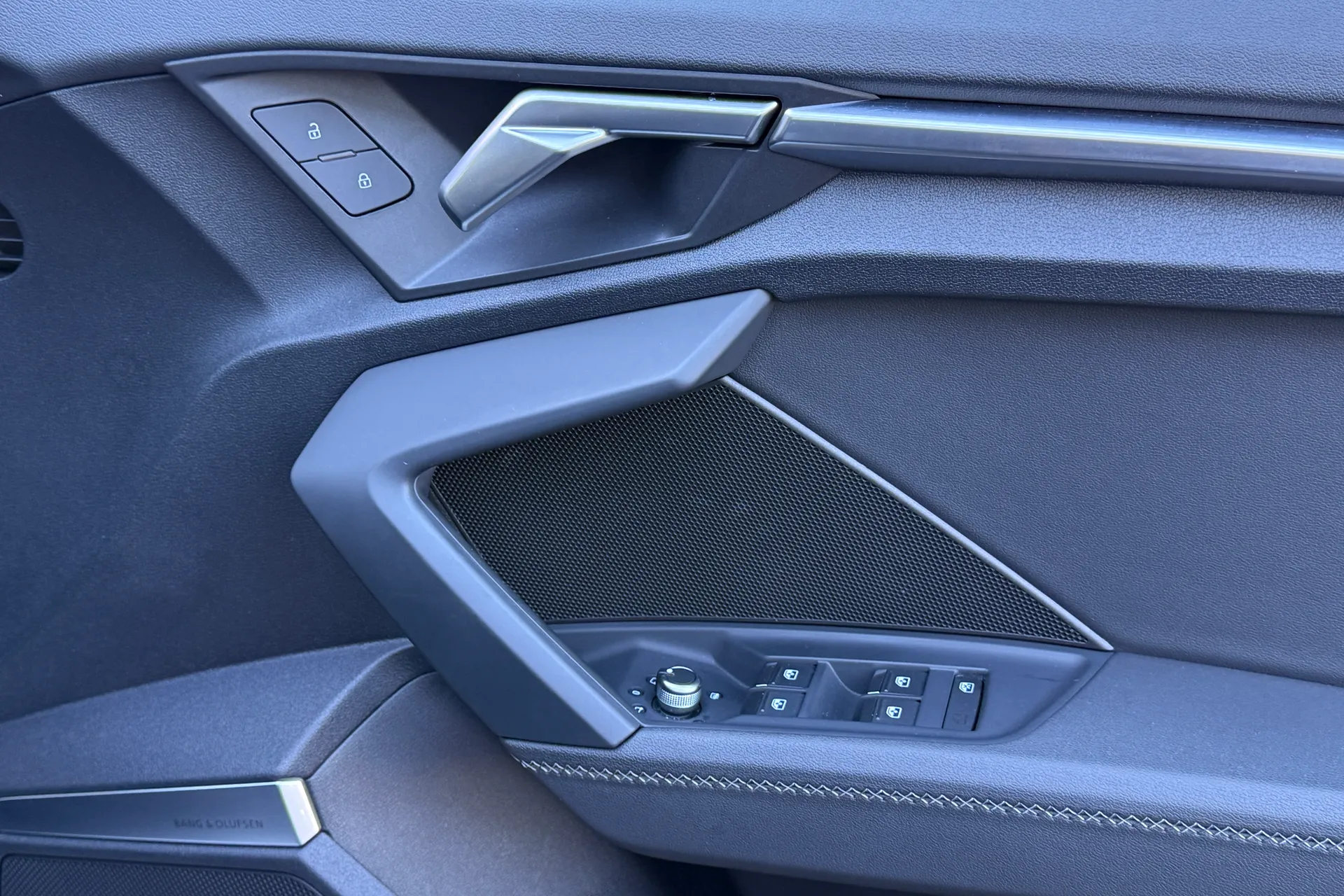 Audi A3 thumbnail image number 40