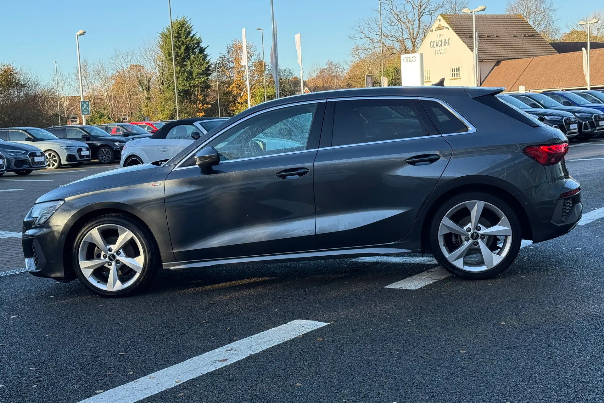 Audi A3 thumbnail image number 21