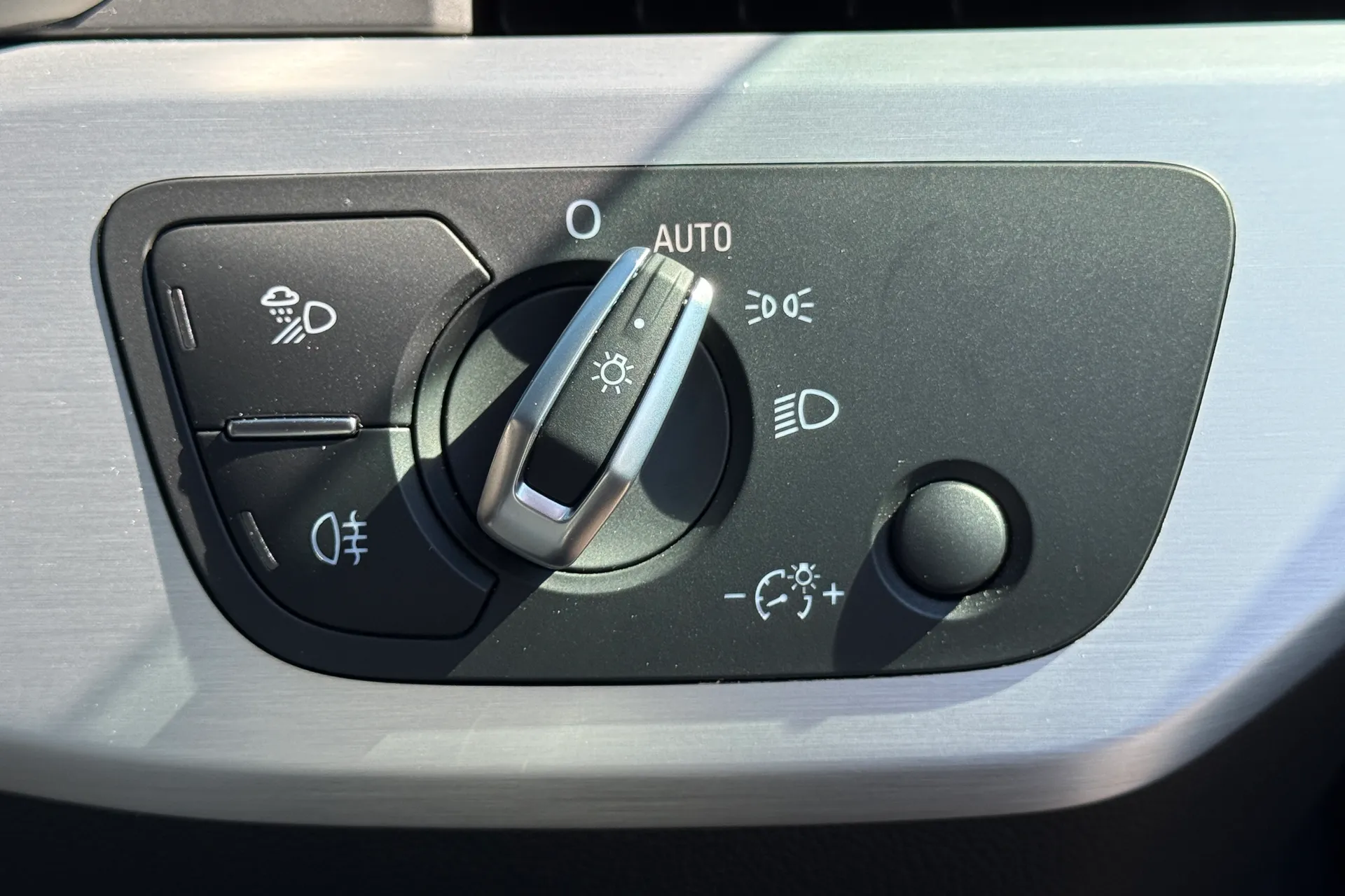 Audi A5 thumbnail image number 22