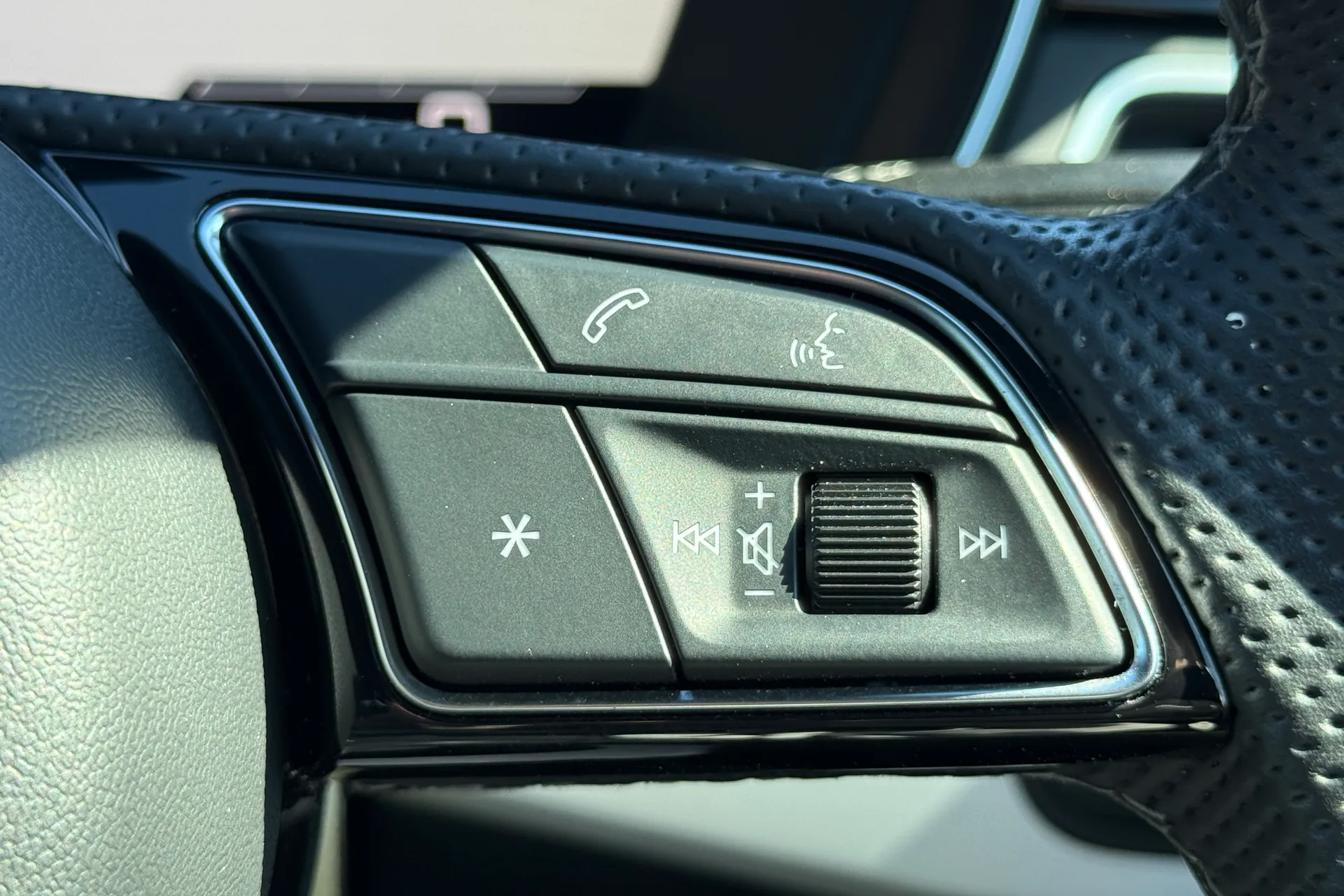 Audi A5 thumbnail image number 21
