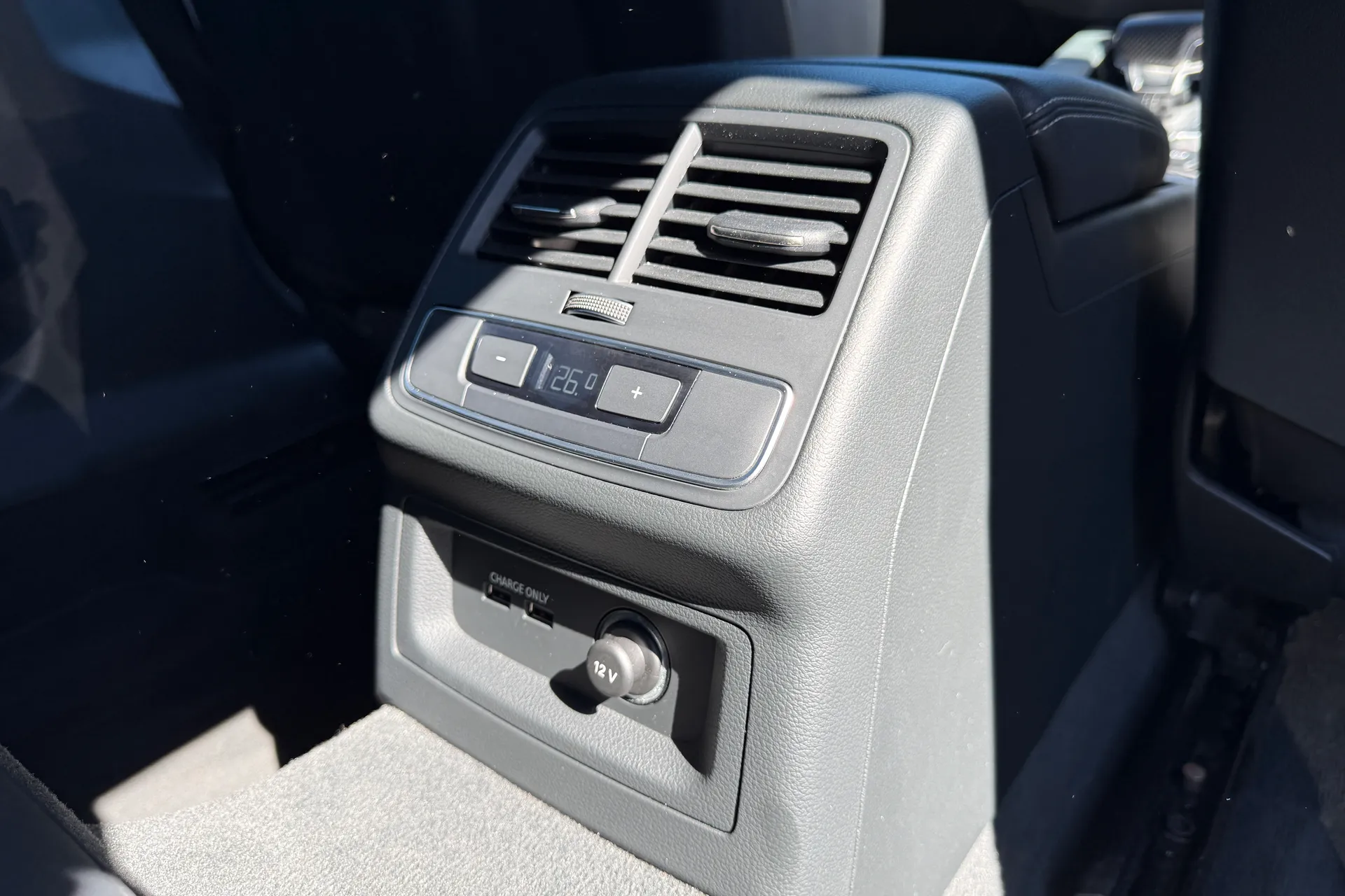 Audi A5 thumbnail image number 47