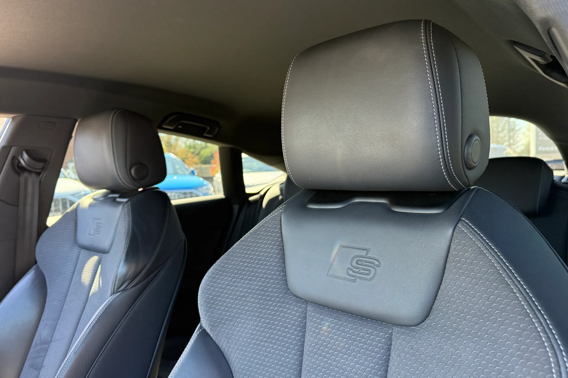 Audi A5 thumbnail image number 30