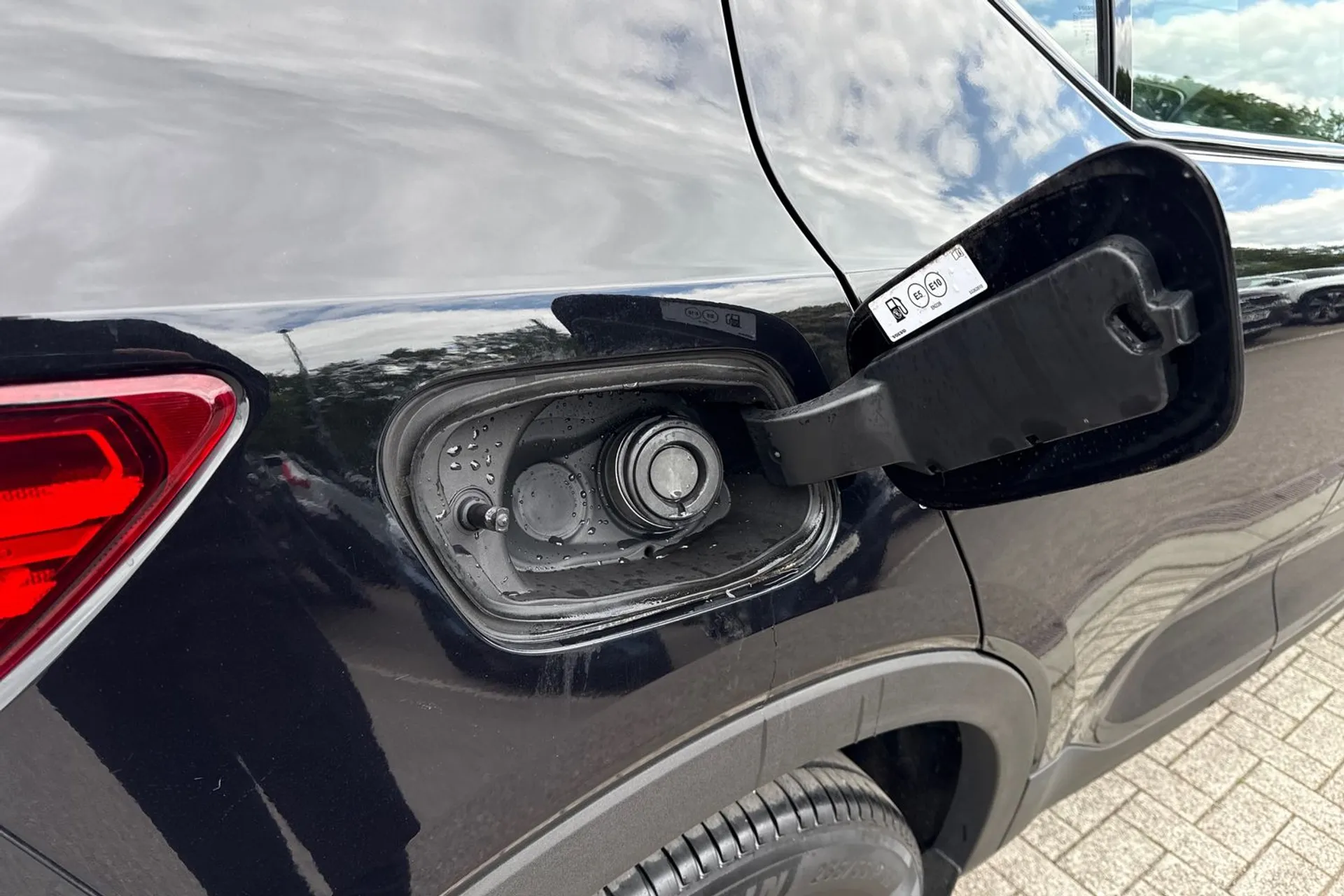 Volvo XC40 thumbnail image number 19