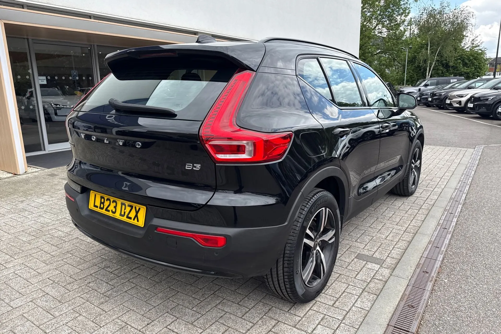 Volvo XC40 thumbnail image number 8