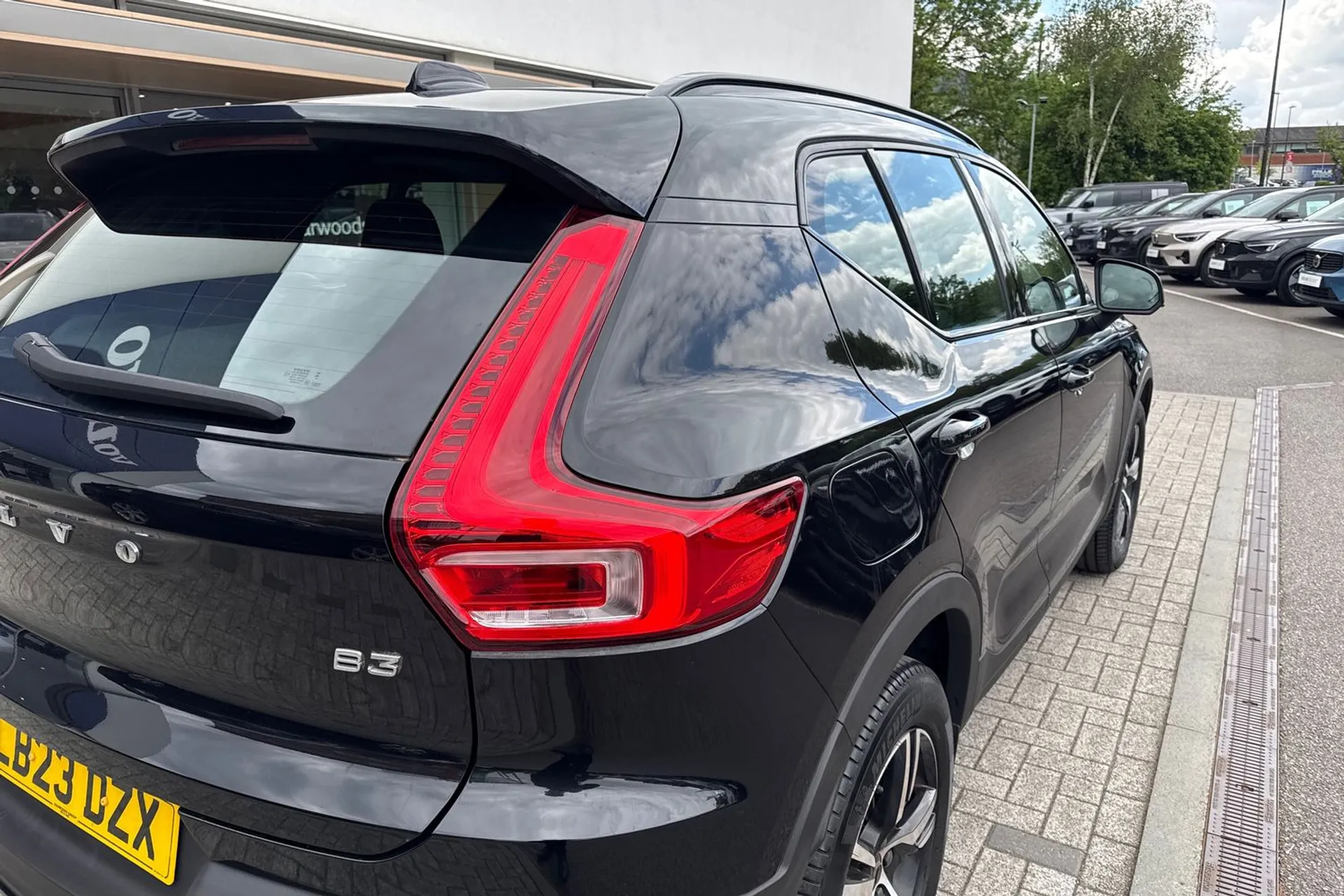 Volvo XC40 thumbnail image number 15