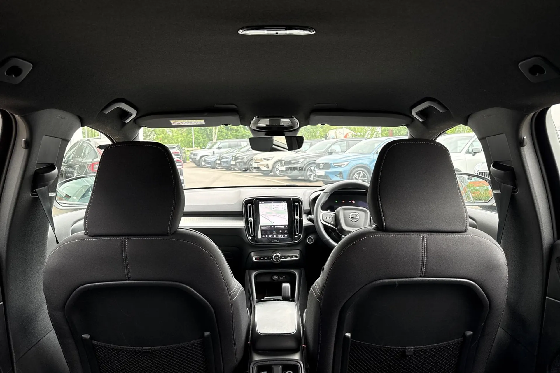 Volvo XC40 thumbnail image number 22