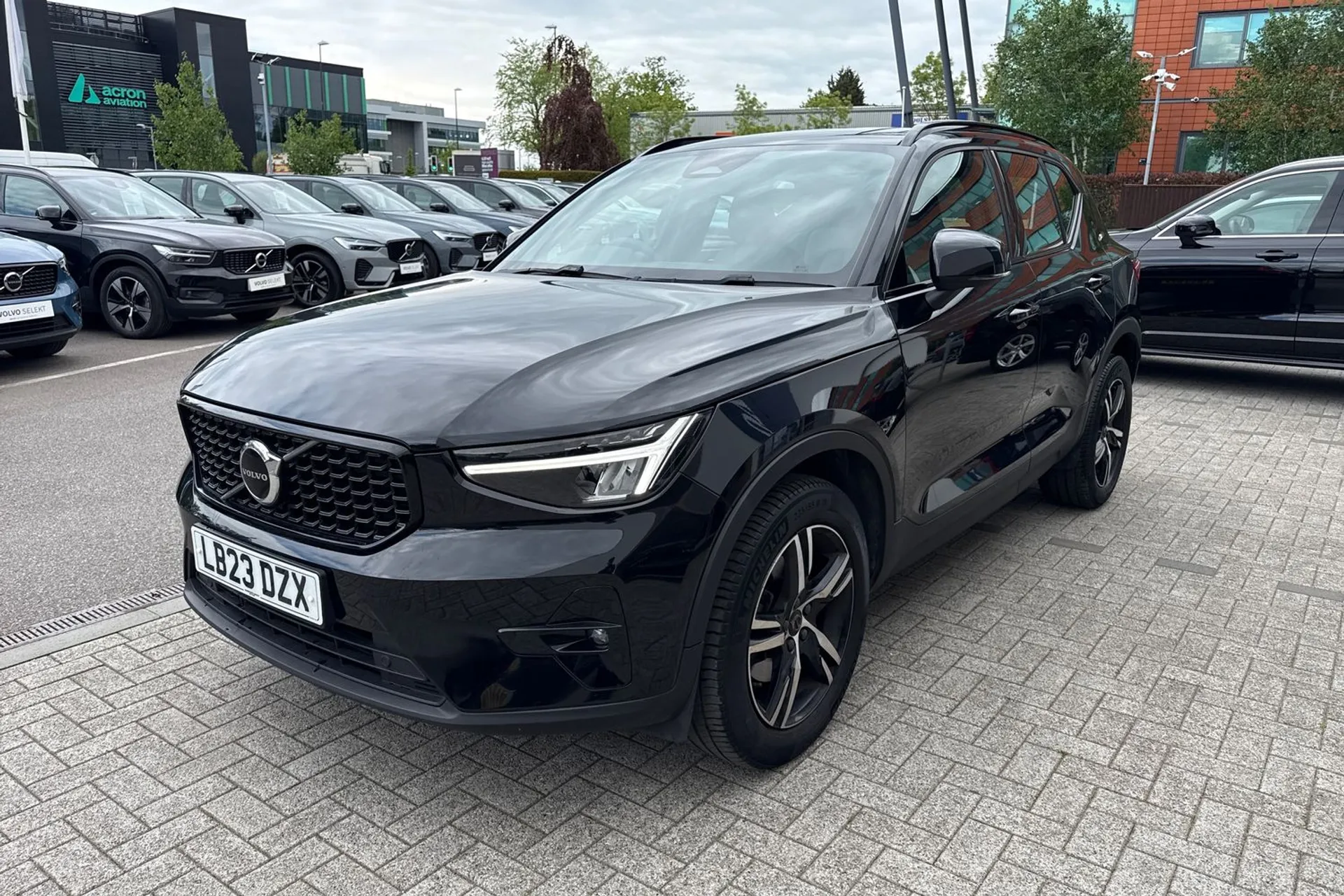 Volvo XC40 thumbnail image number 12