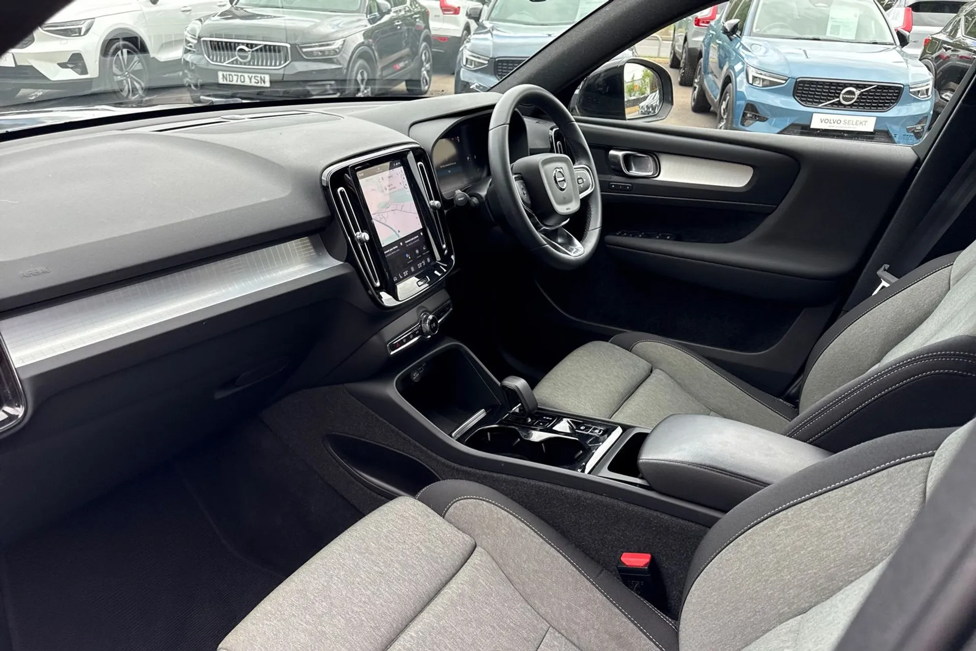 Volvo XC40 thumbnail image number 27