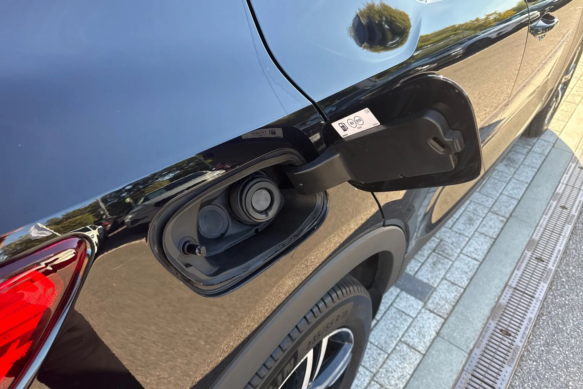 Volvo XC40 thumbnail image number 17