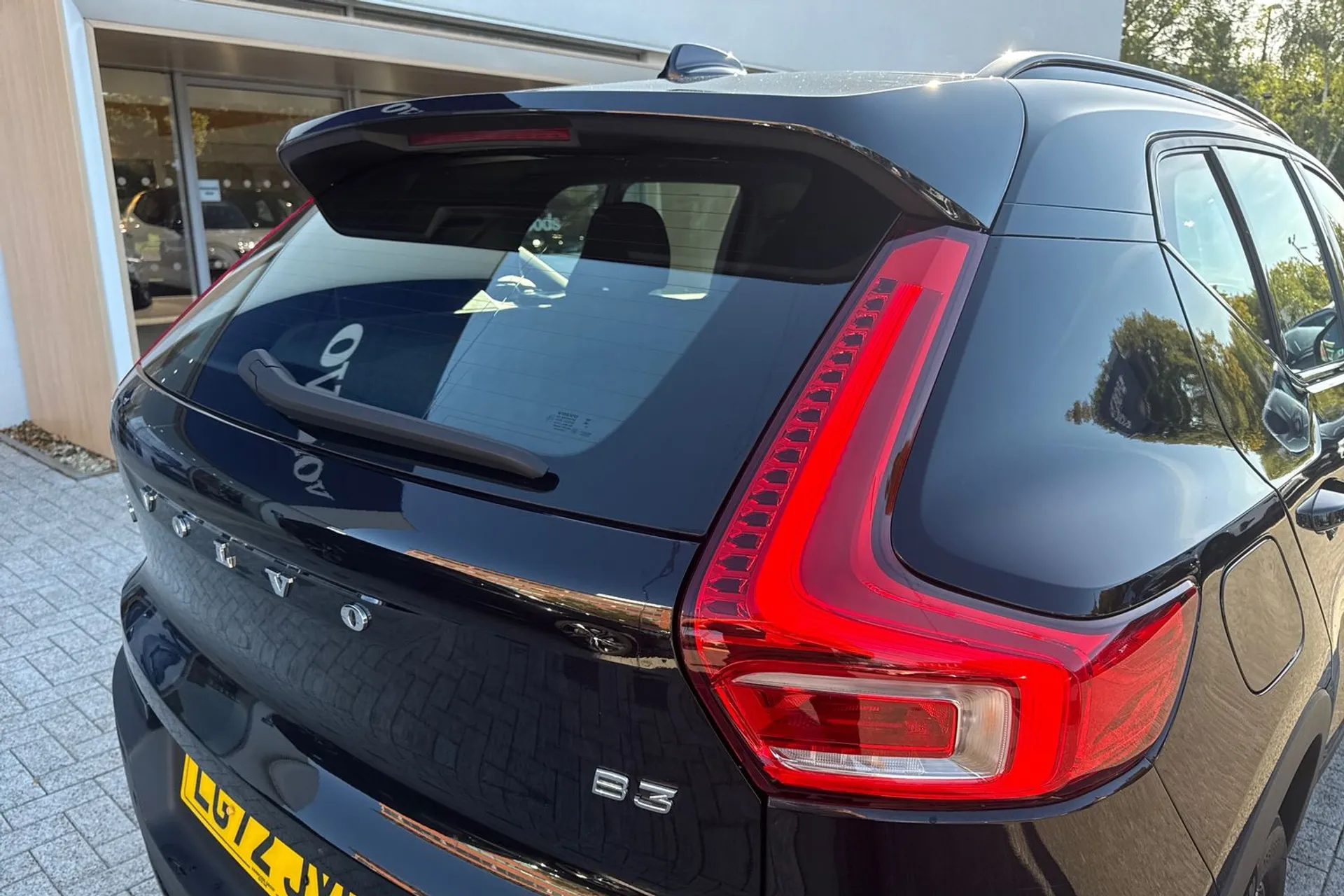 Volvo XC40 thumbnail image number 14