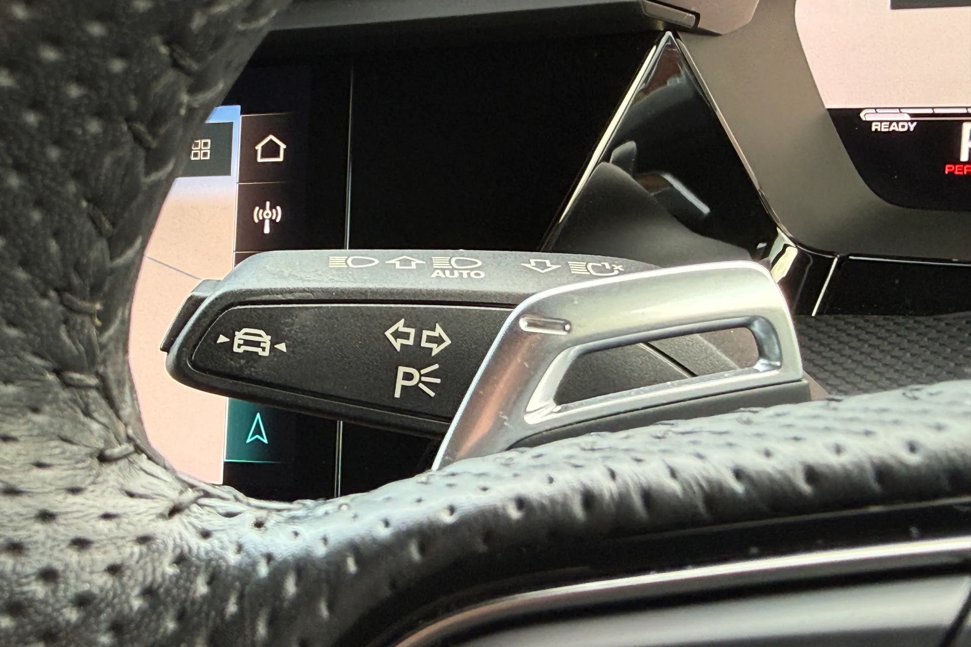 Audi RS3 thumbnail image number 17