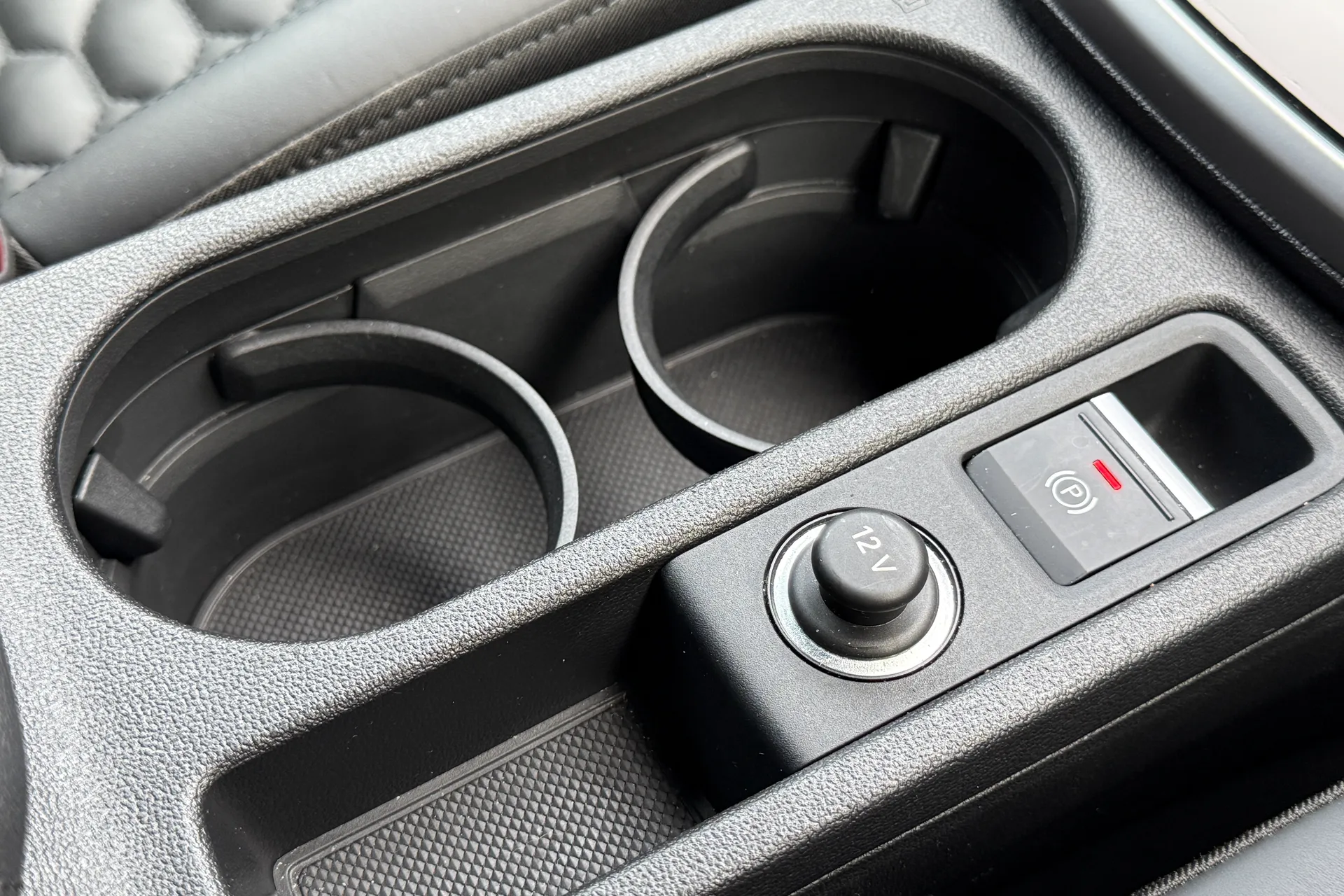 Audi RS3 thumbnail image number 40