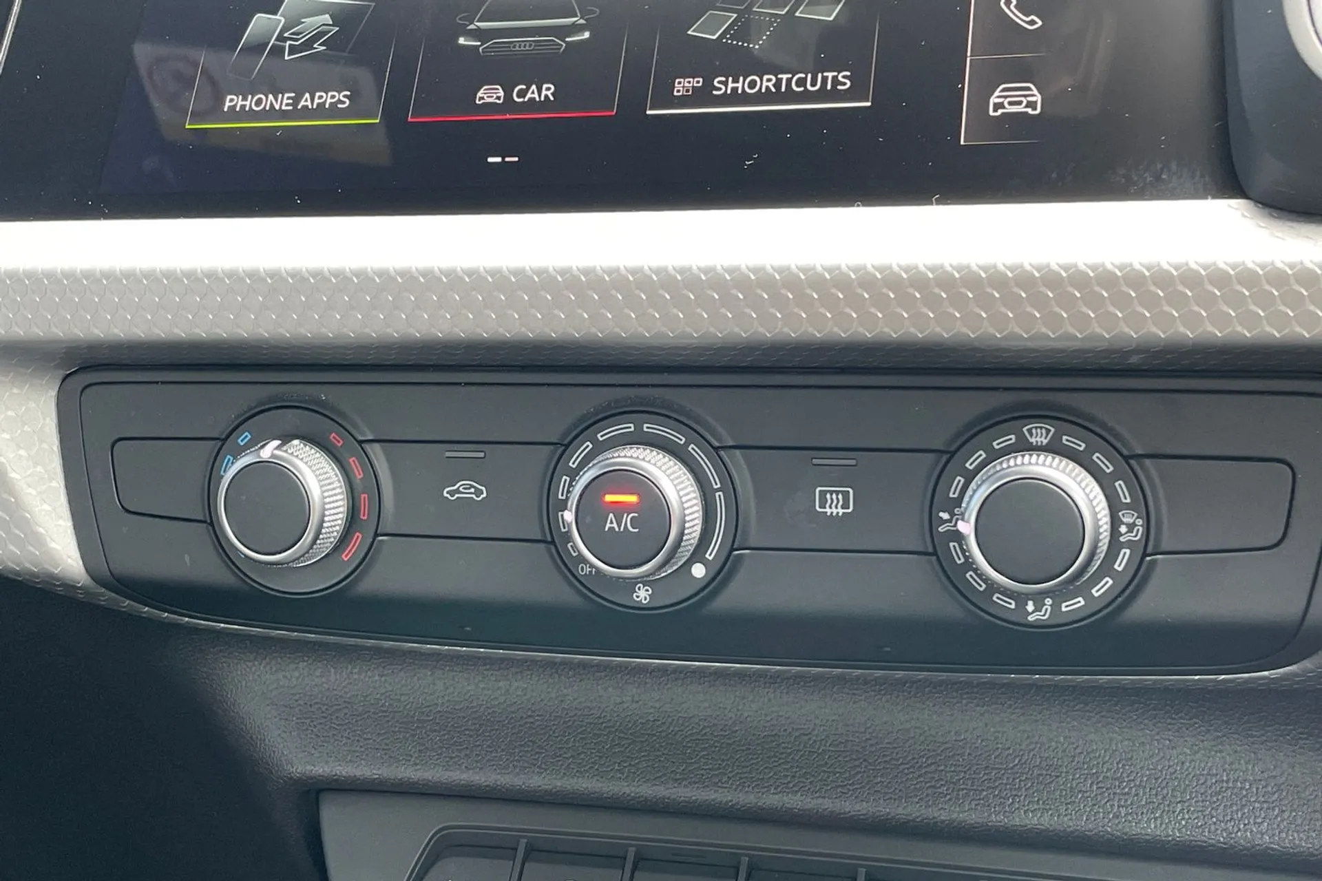 Audi A1 thumbnail image number 42