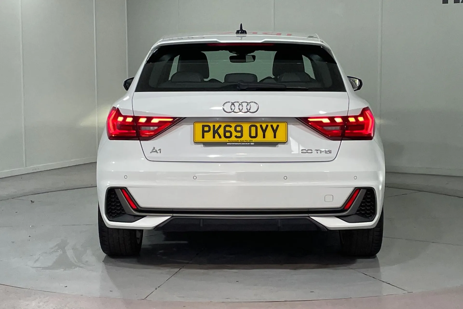 Audi A1 thumbnail image number 8