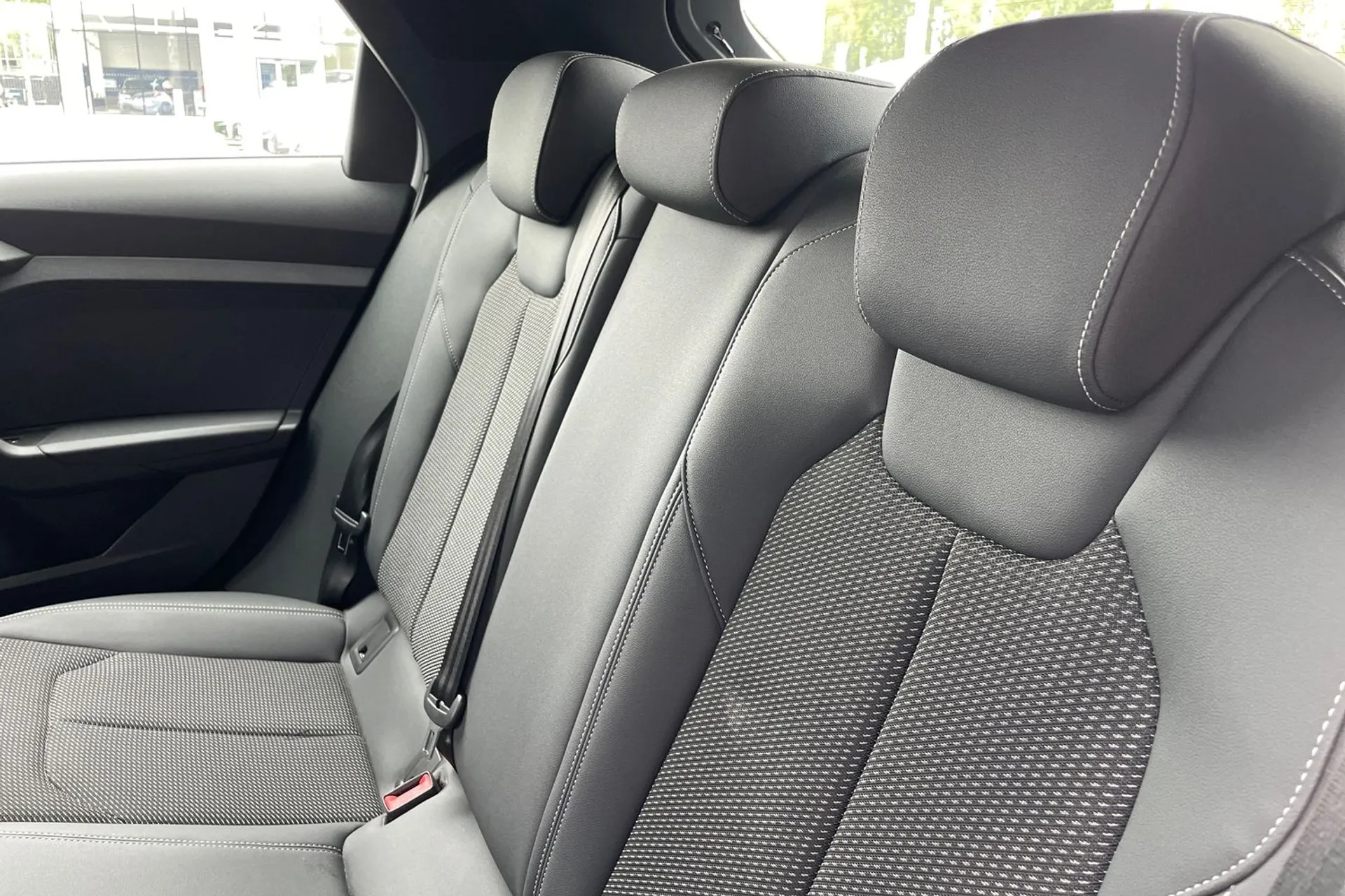 Audi A1 thumbnail image number 31
