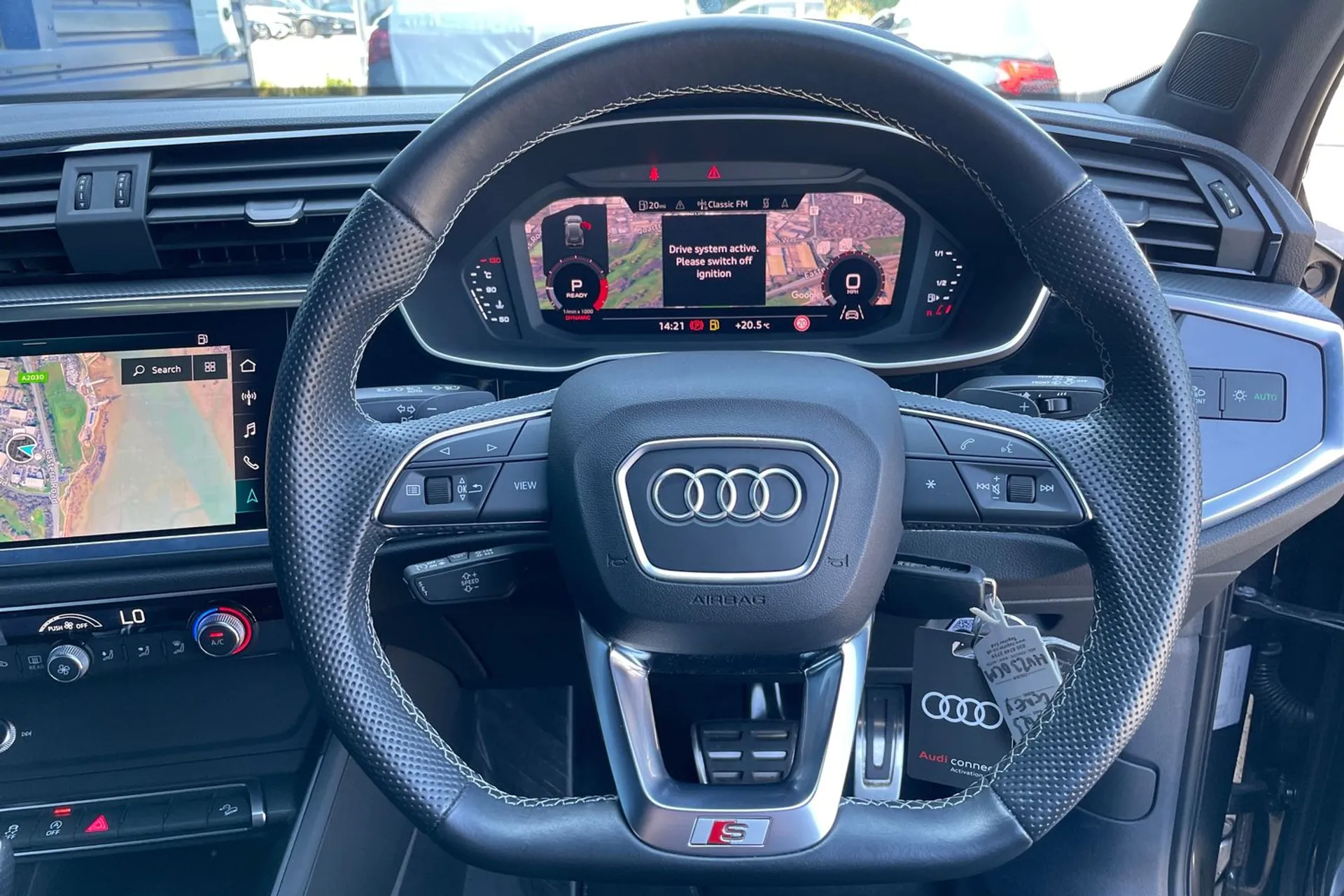 Audi Q3 thumbnail image number 41