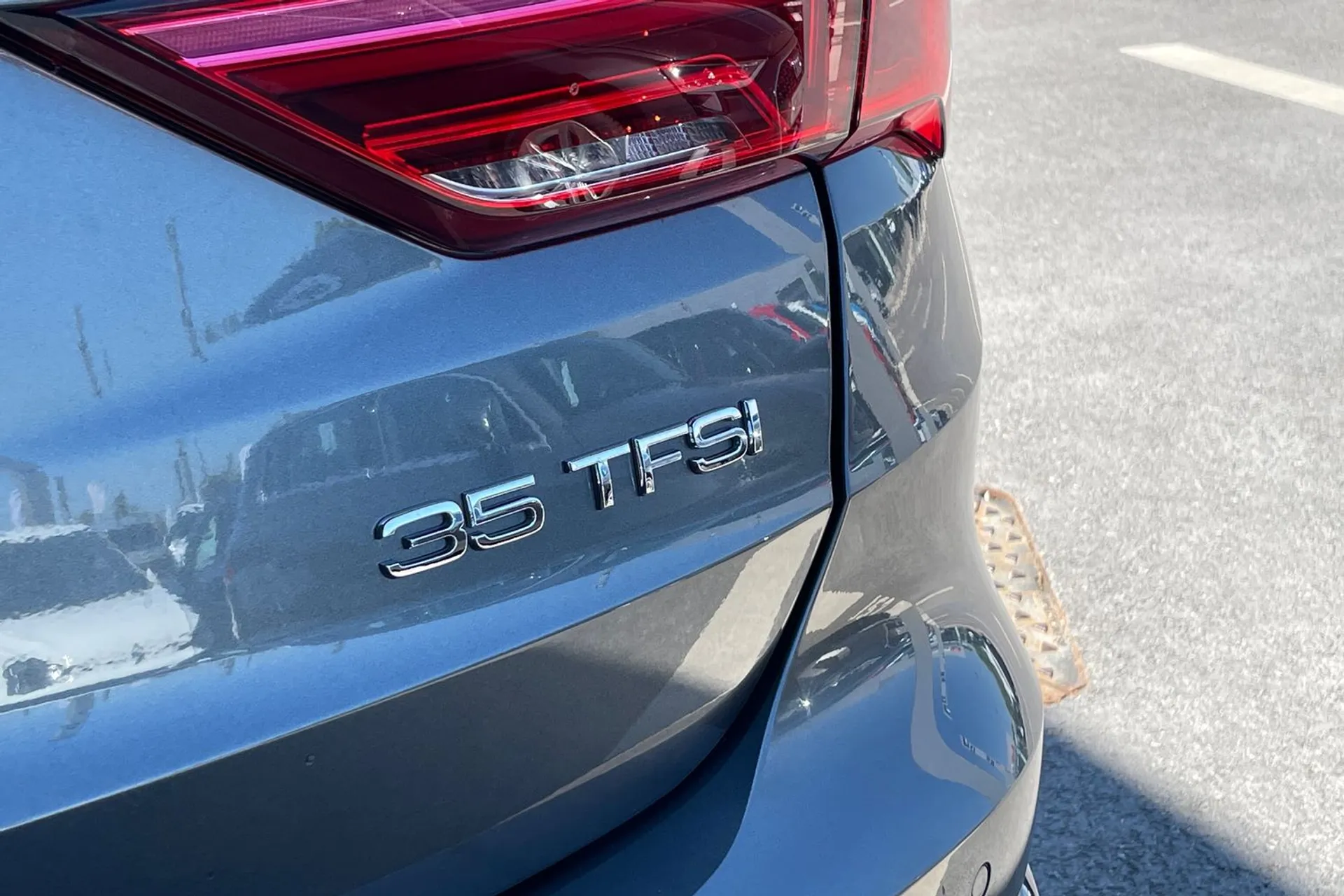 Audi Q3 thumbnail image number 52
