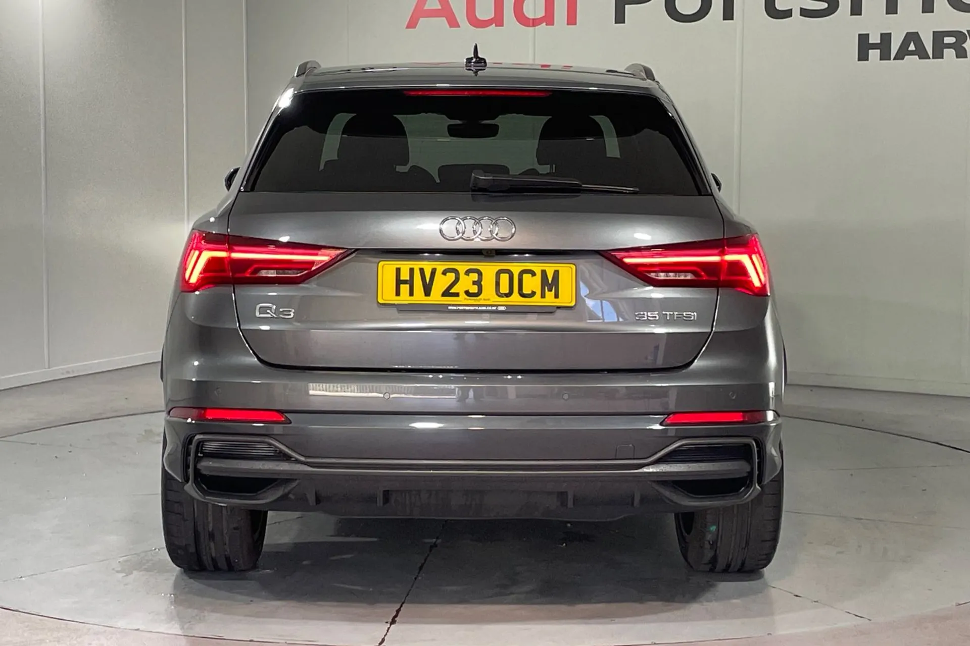 Audi Q3 thumbnail image number 7
