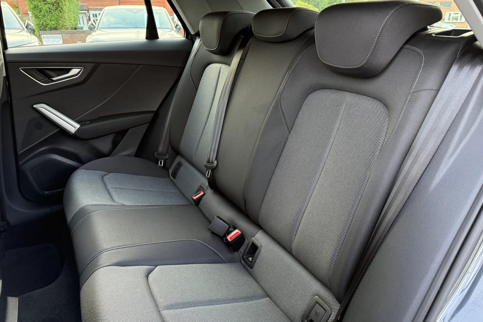 Audi Q2 thumbnail image number 37