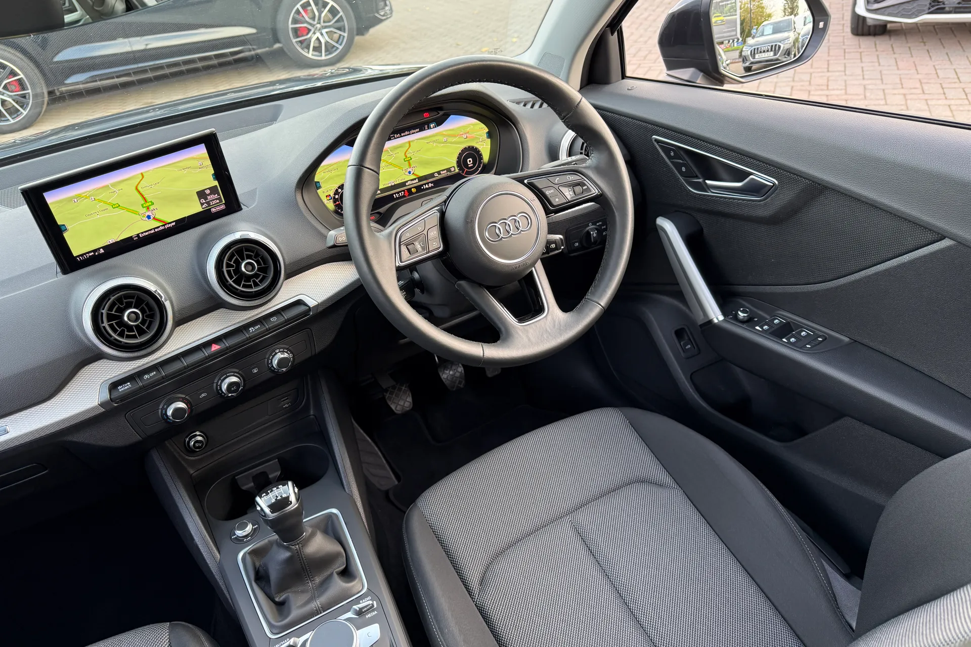 Audi Q2 thumbnail image number 36