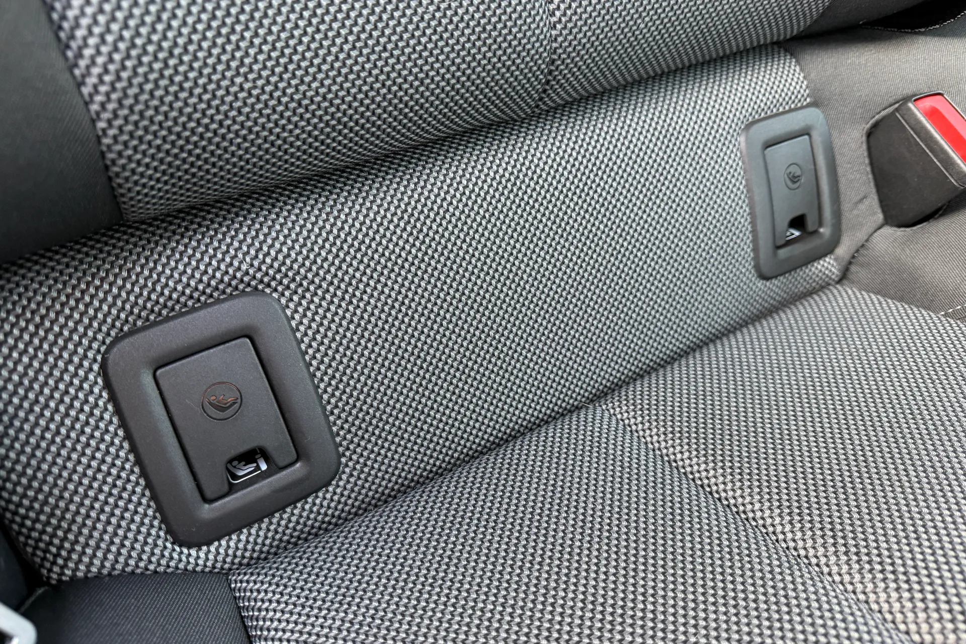 Audi Q2 thumbnail image number 38