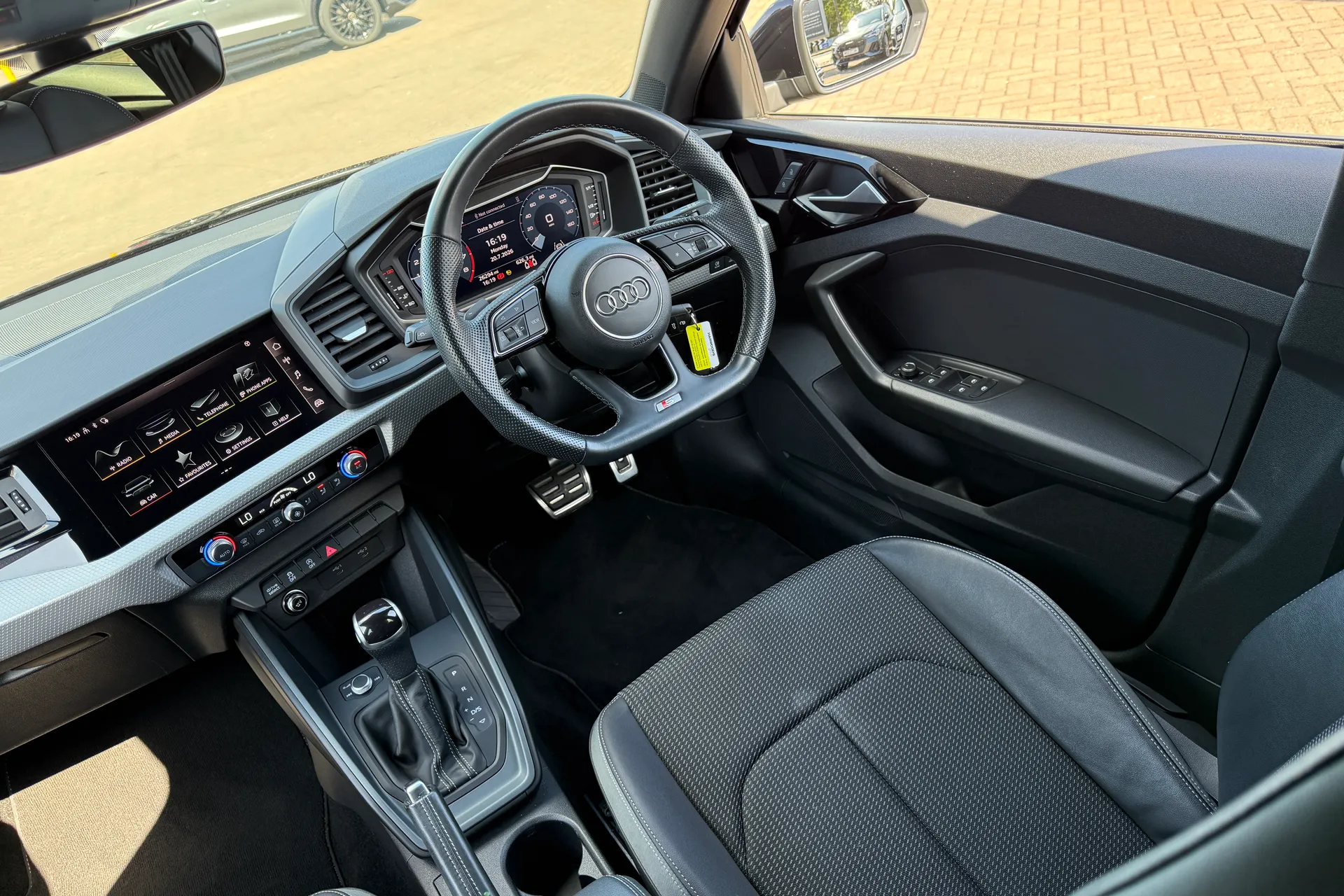 Audi A1 thumbnail image number 39