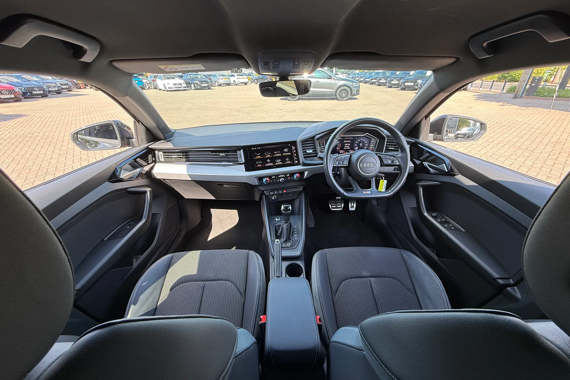 Audi A1 thumbnail image number 3