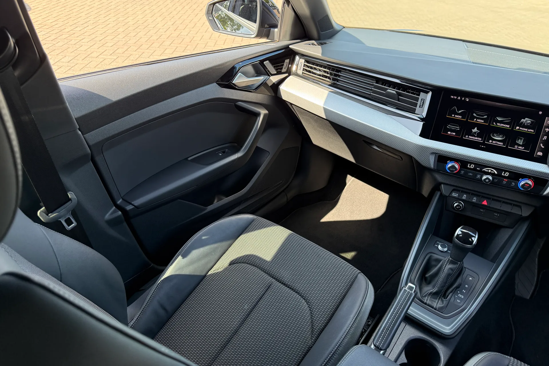 Audi A1 thumbnail image number 37