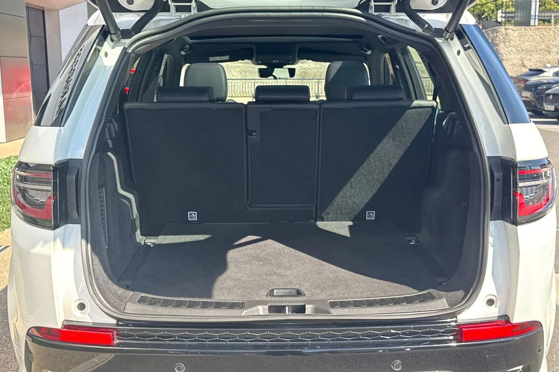 LAND ROVER DISCOVERY SPORT thumbnail image number 41