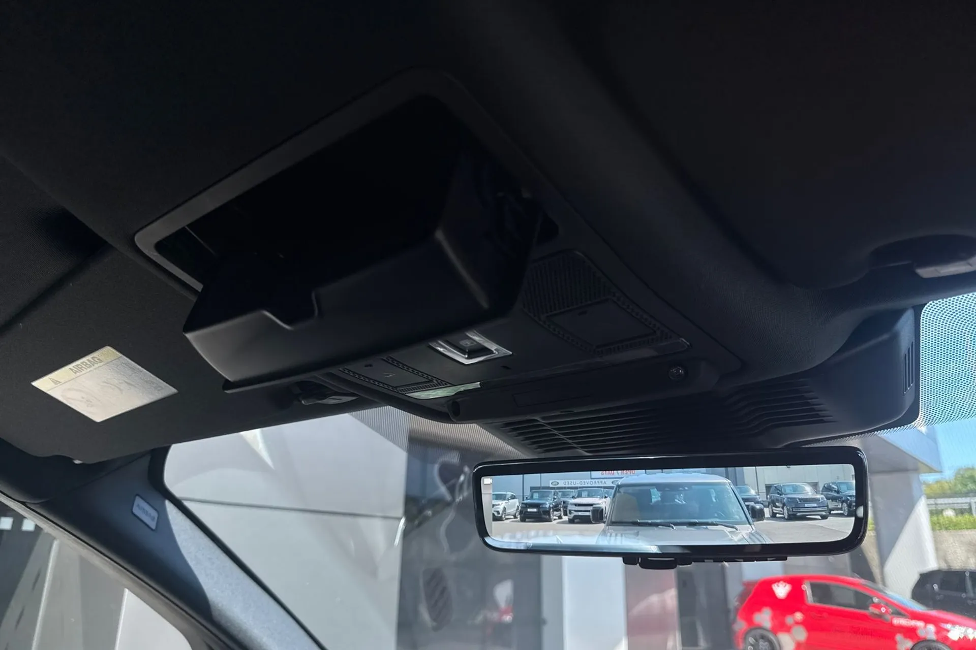 LAND ROVER DISCOVERY SPORT thumbnail image number 17